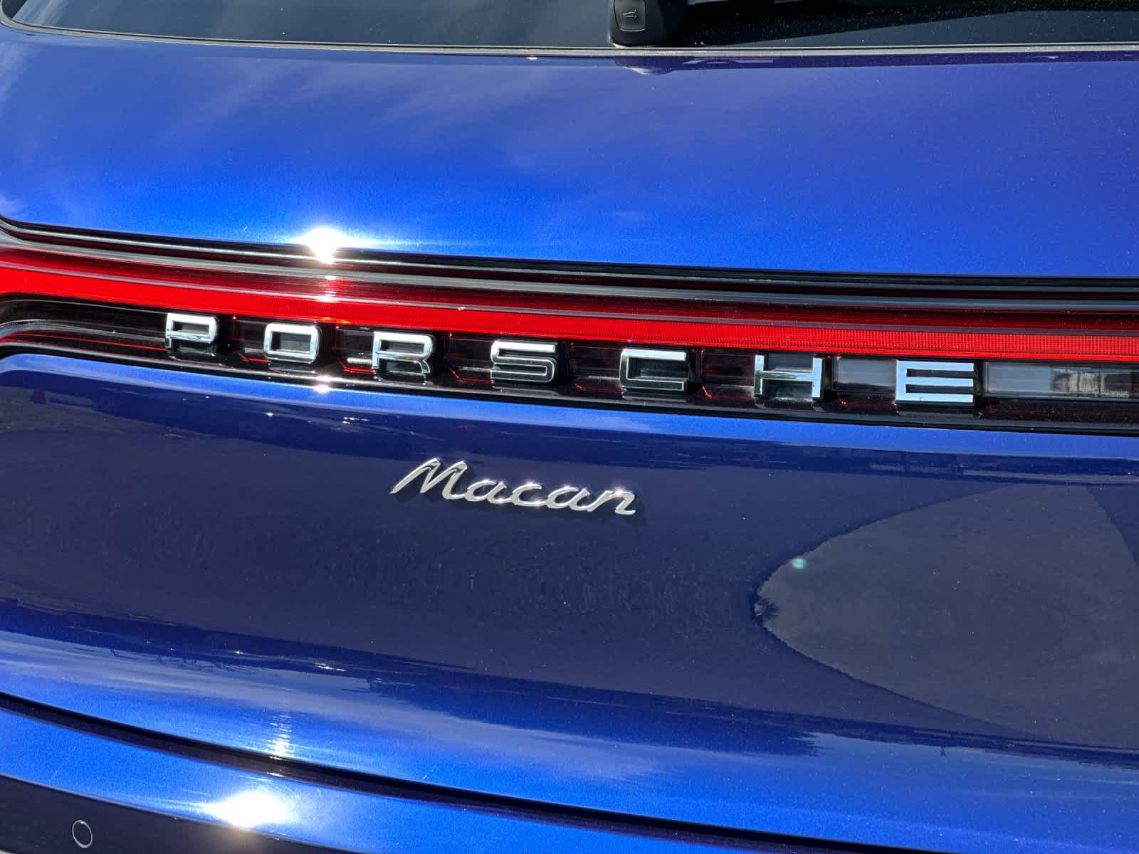 Thumbnail: 2025 Porsche Macan - 31