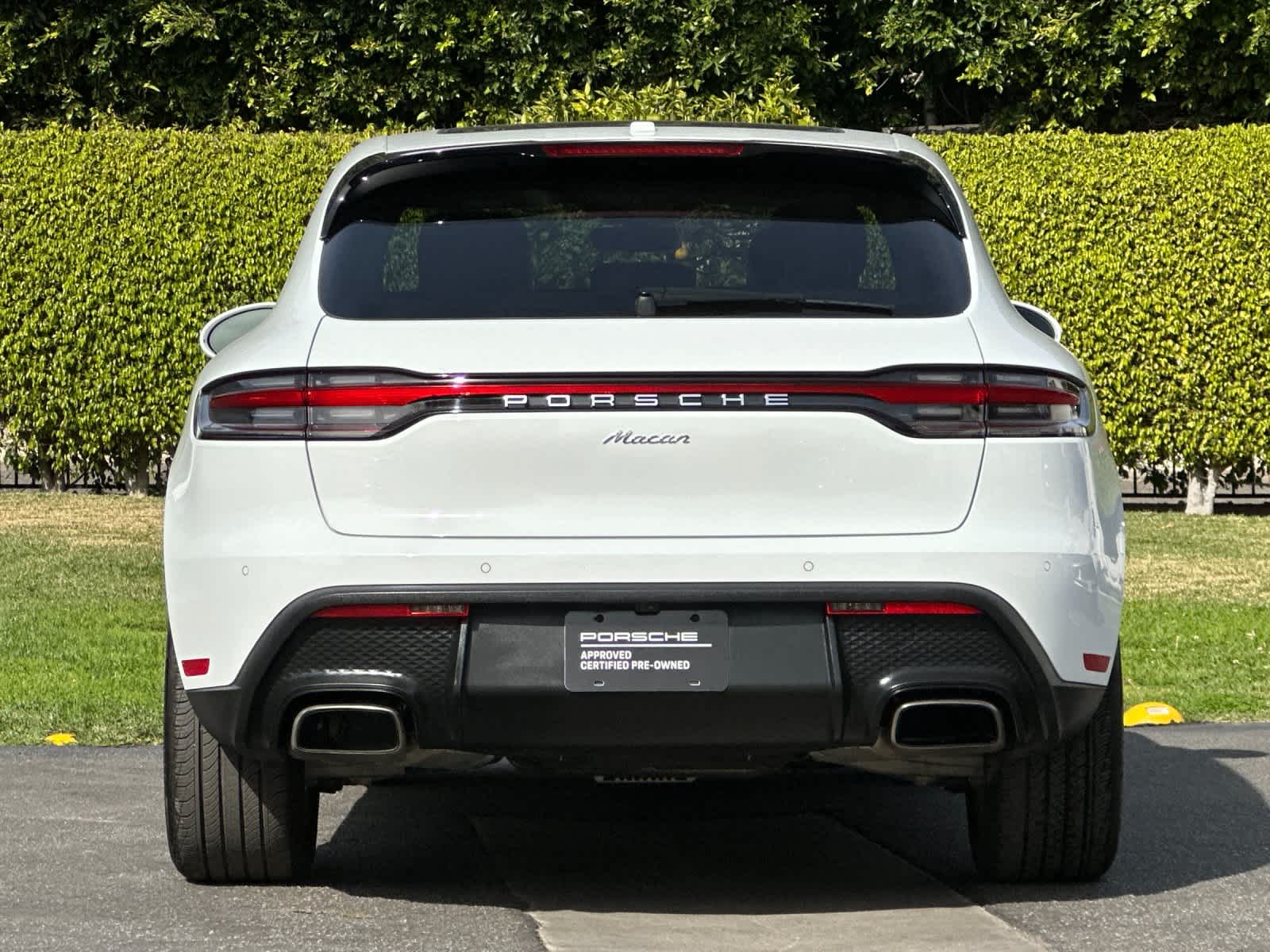 Thumbnail: 2025 Porsche Macan - 7