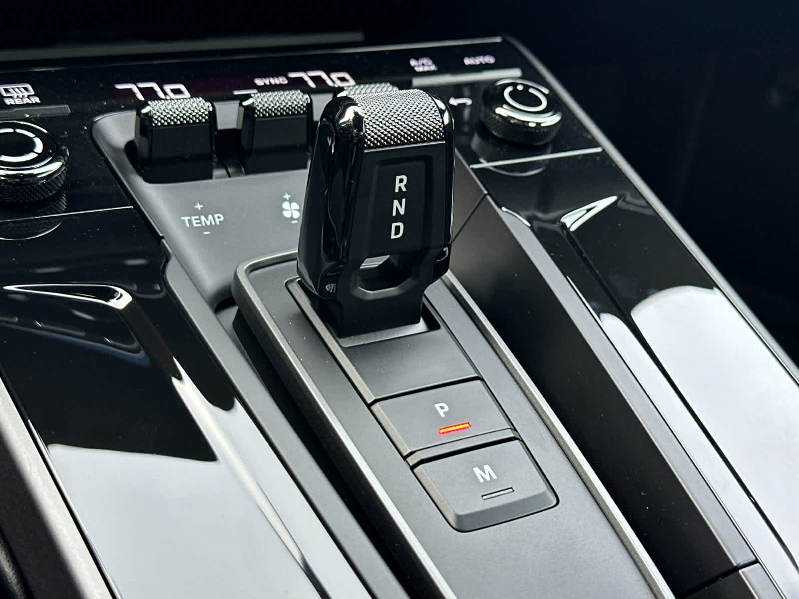 Thumbnail: 2026 Porsche 911 - 21