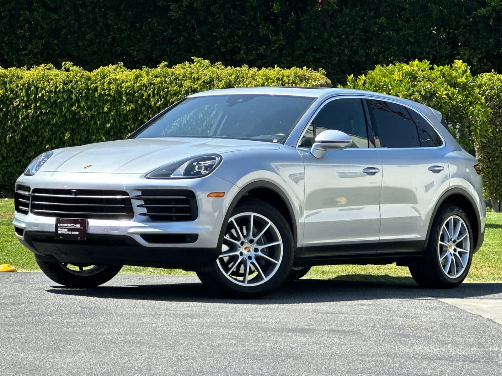 Thumbnail: 2019 Porsche Cayenne - 1