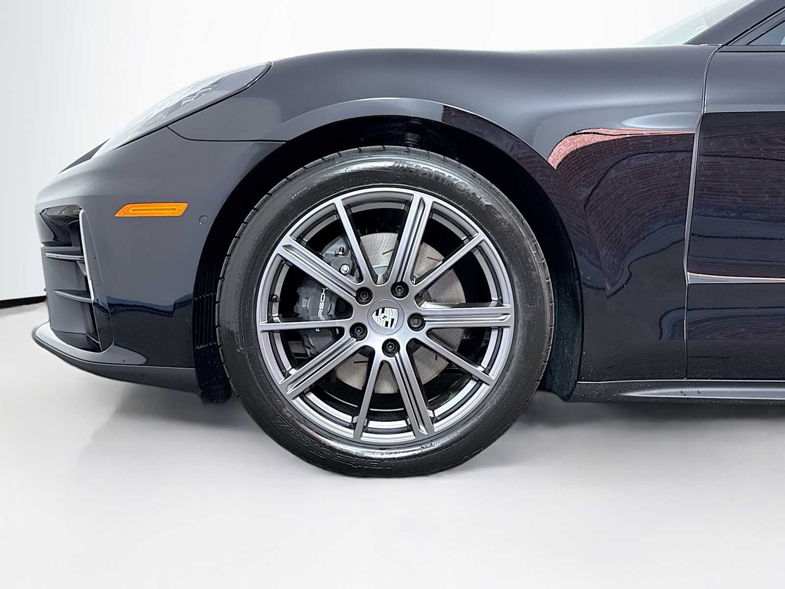 Thumbnail: 2025 Porsche Panamera - 24