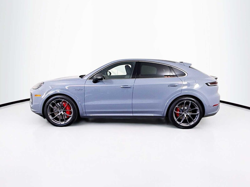 New 2025 Porsche Cayenne Turbo E-Hybrid SUV