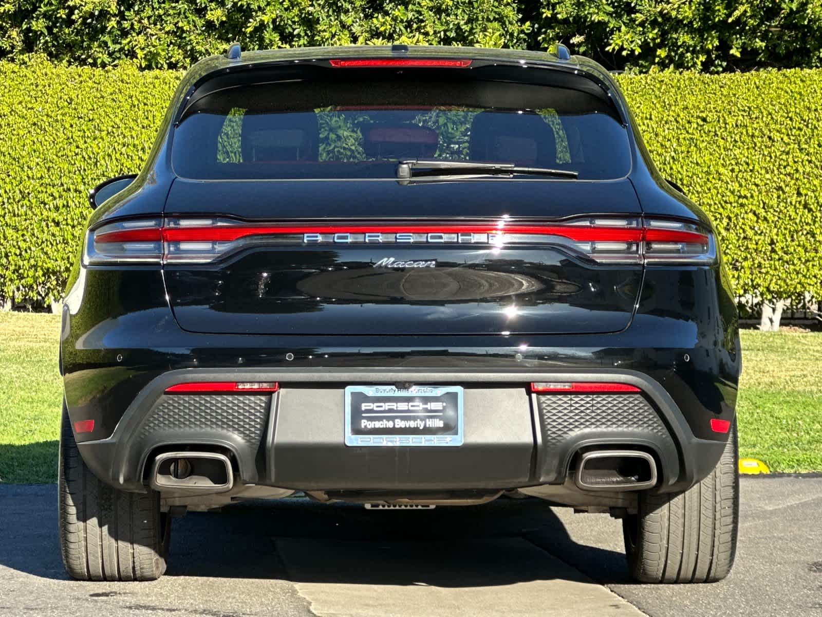 Thumbnail: 2025 Porsche Macan - 7