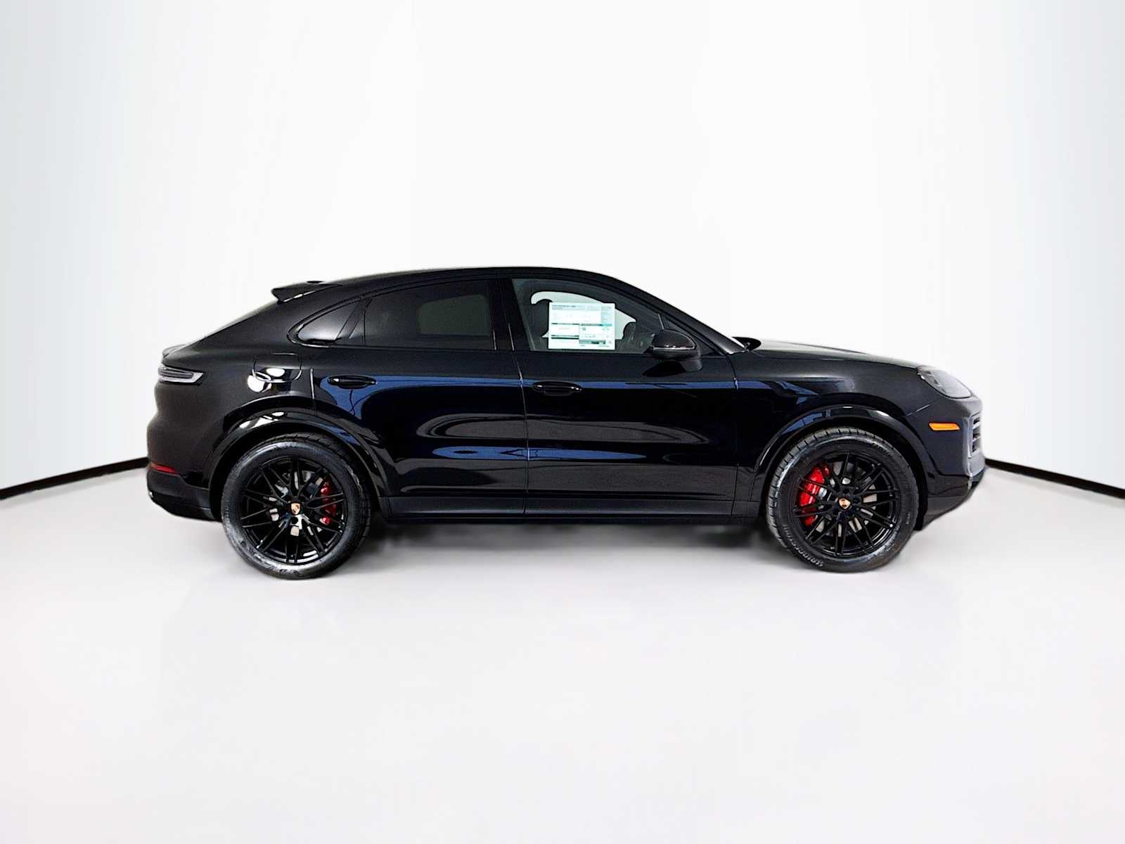 Thumbnail: 2026 Porsche Cayenne - 8