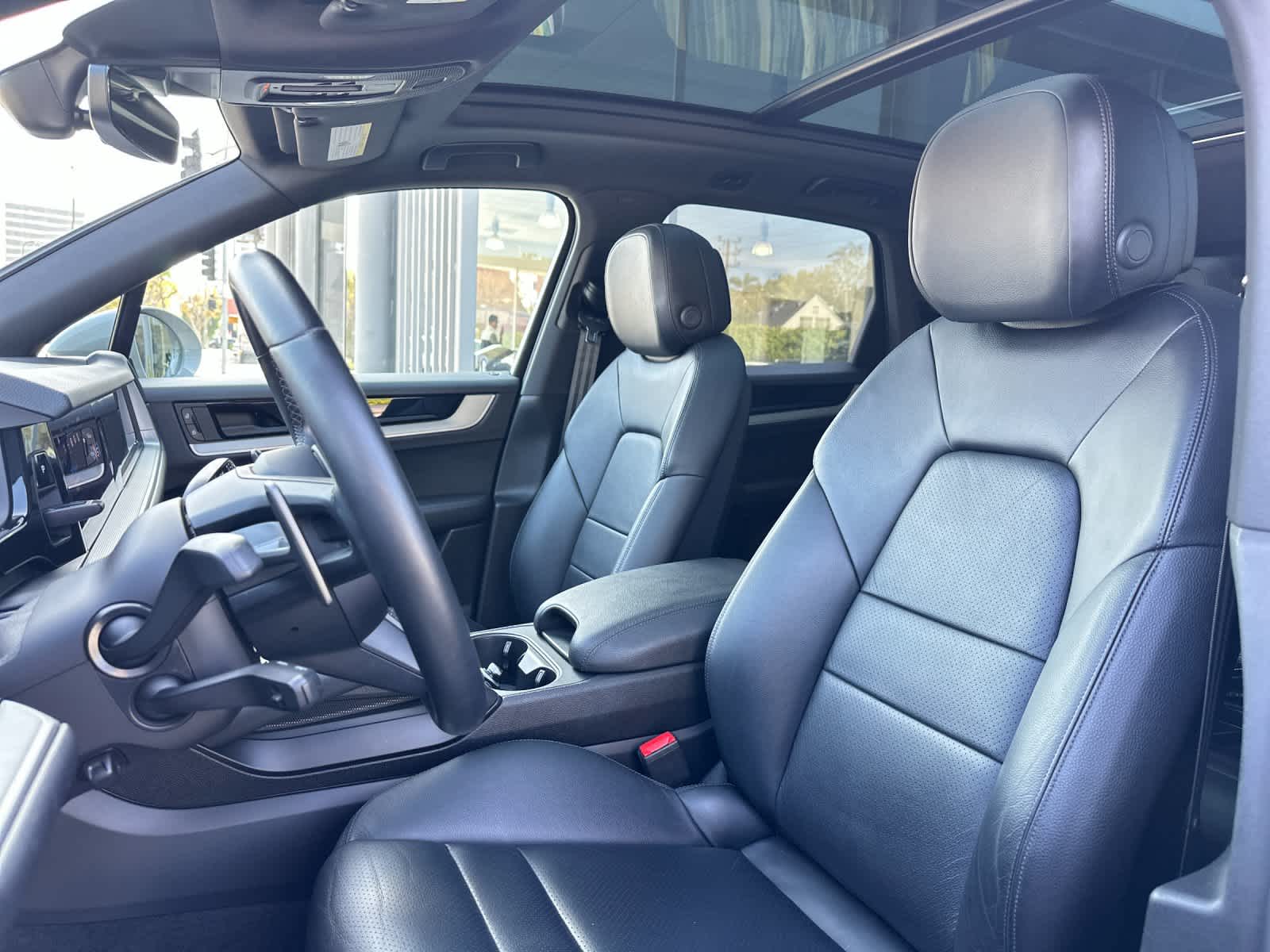 Thumbnail: 2024 Porsche Cayenne - 5