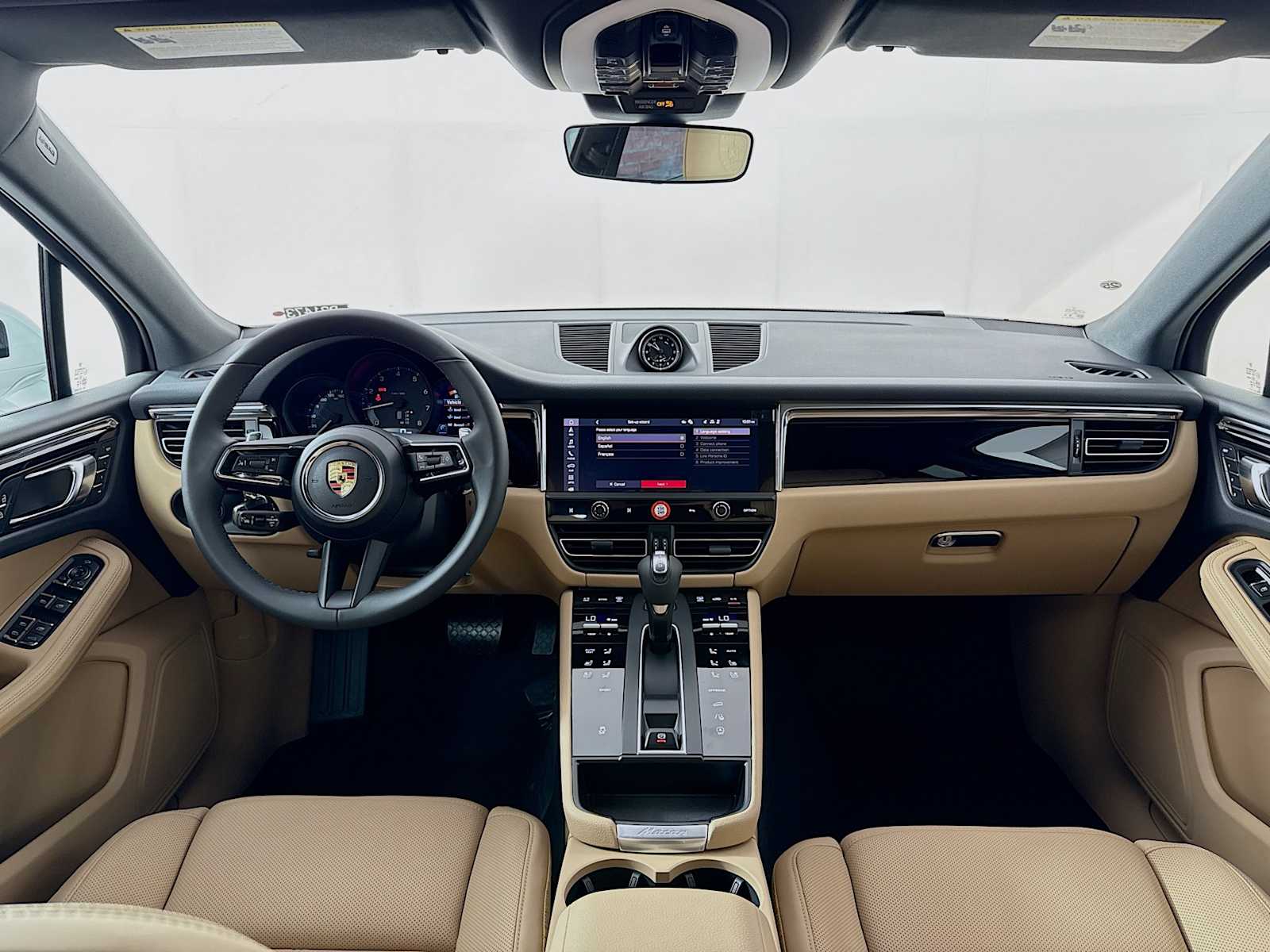 Thumbnail: 2026 Porsche Macan - 27