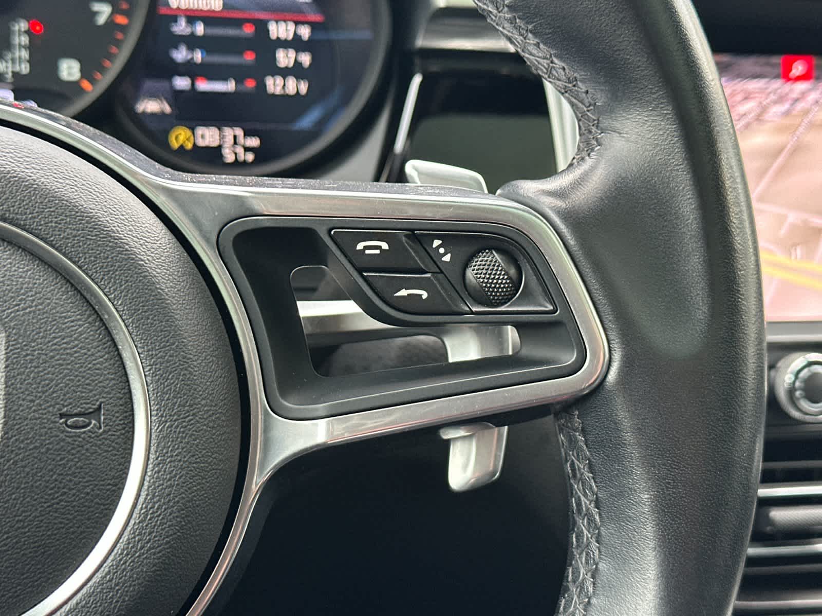 Thumbnail: 2019 Porsche Macan - 28