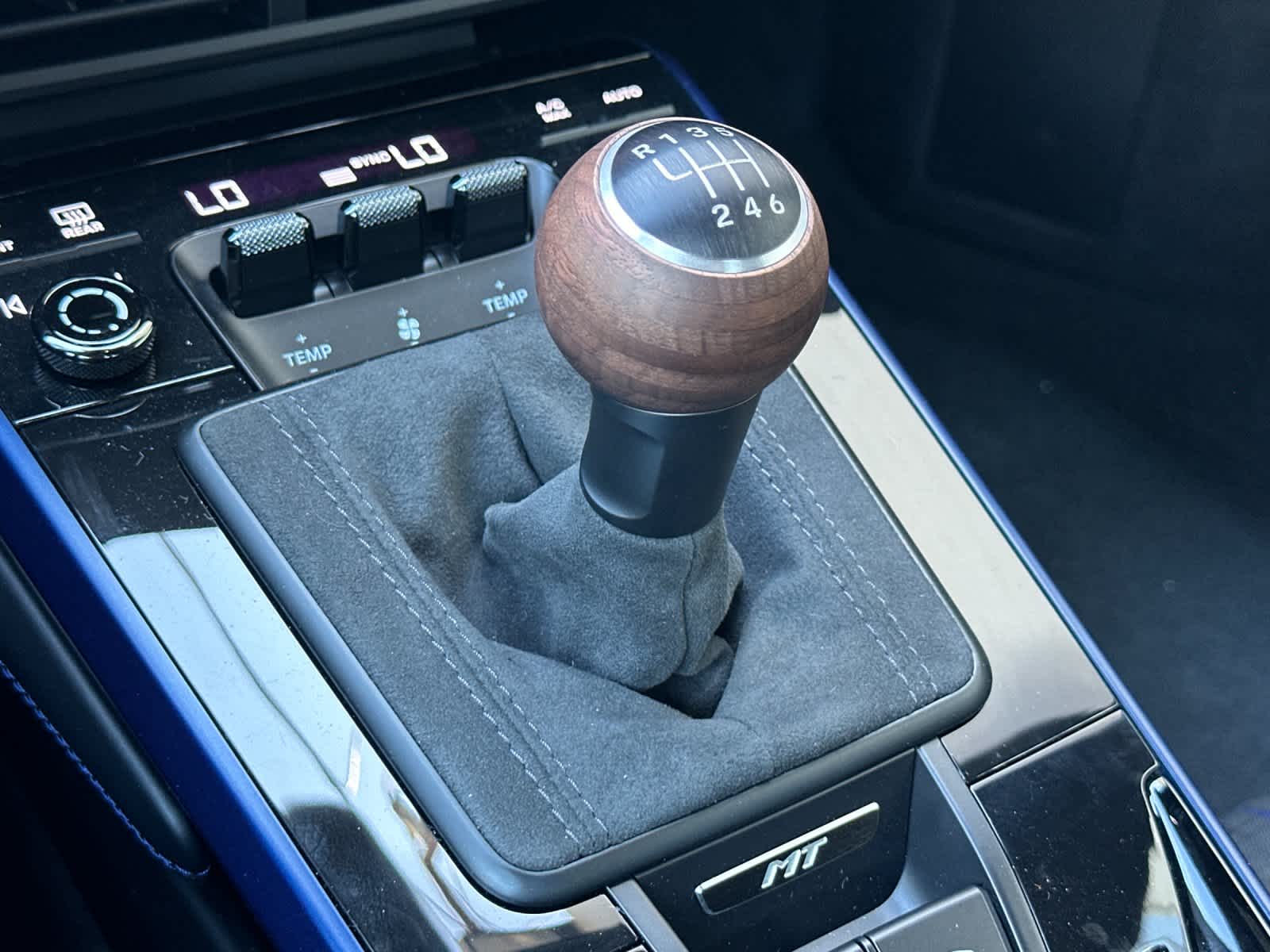 Thumbnail: 2026 Porsche 911 - 21