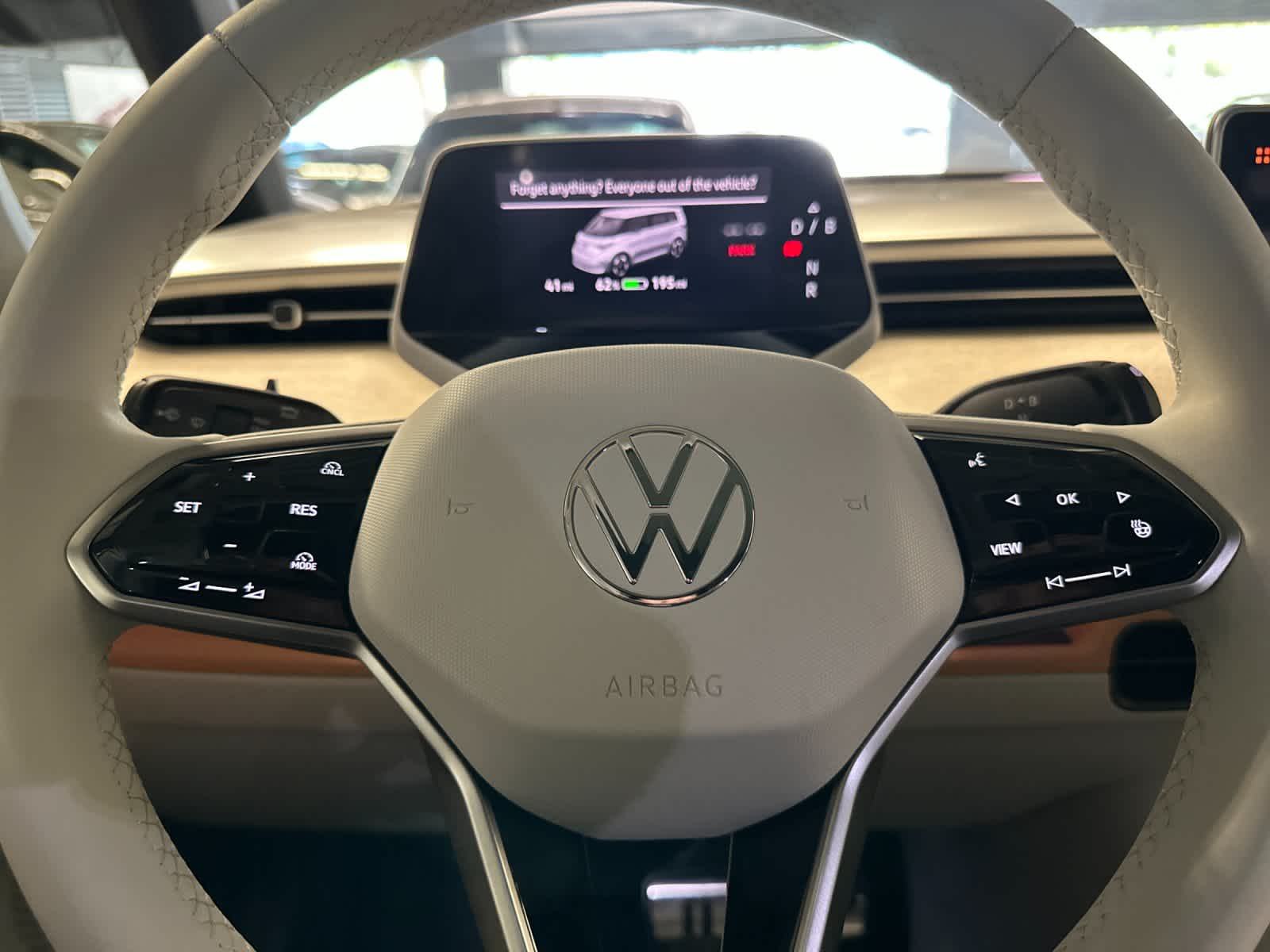 Thumbnail: 2025 Volkswagen ID.Buzz - 25