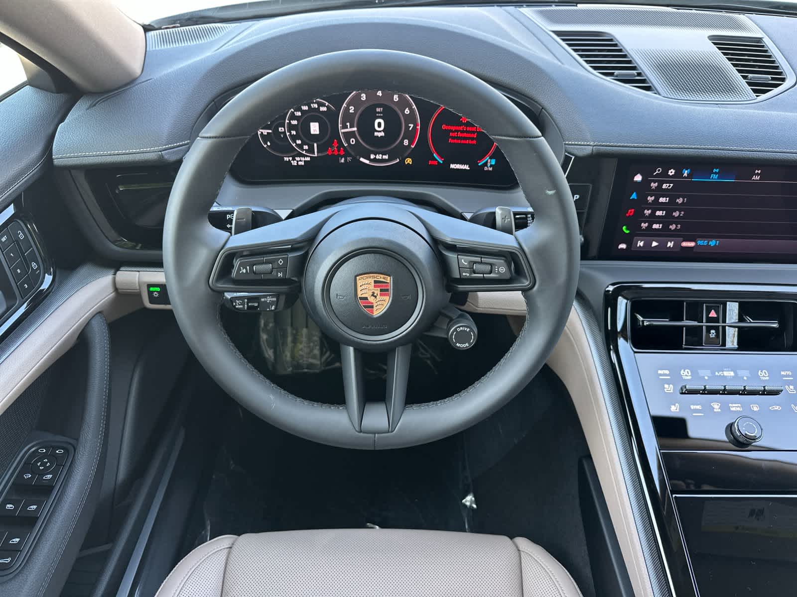 Thumbnail: 2026 Porsche Panamera - 15
