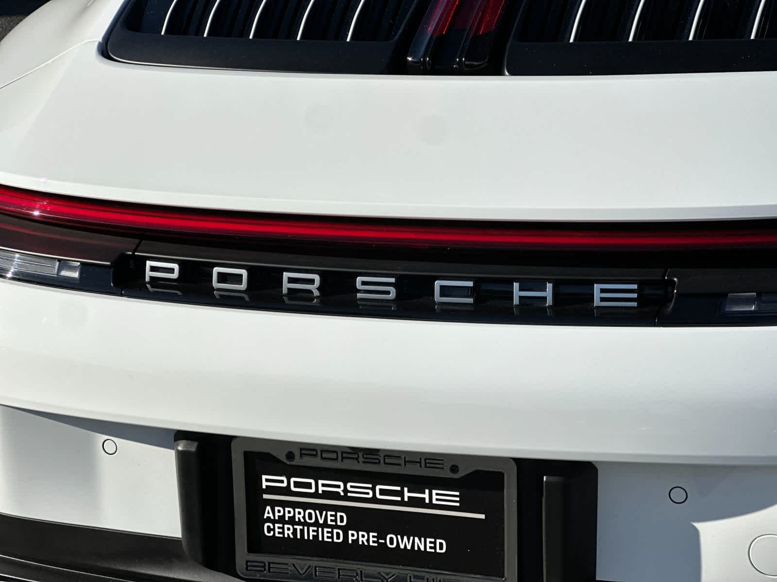 Thumbnail: 2025 Porsche 911 - 28