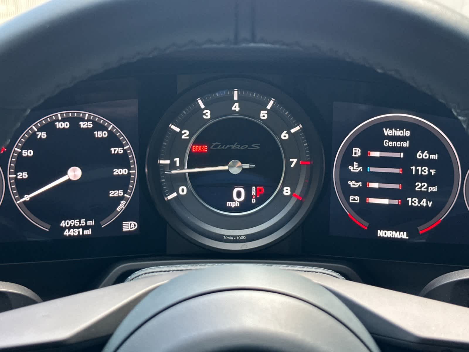 Thumbnail: 2024 Porsche 911 - 25