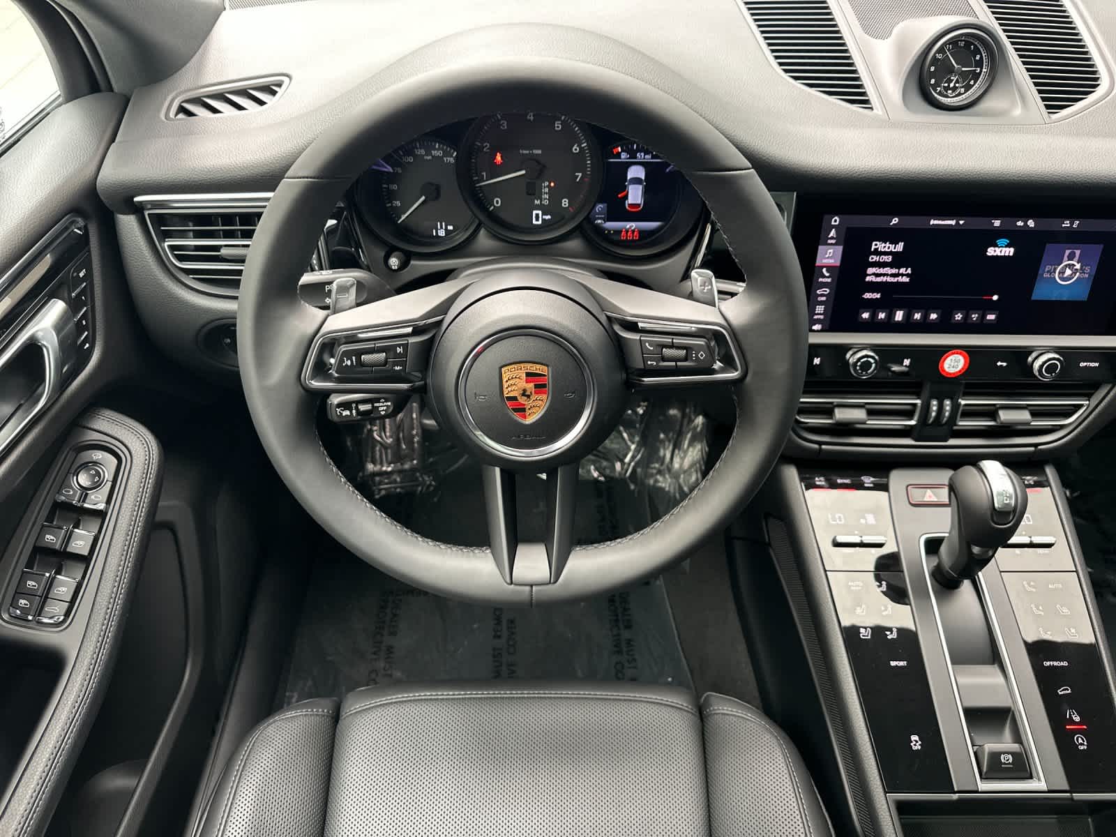 Thumbnail: 2026 Porsche Macan - 15