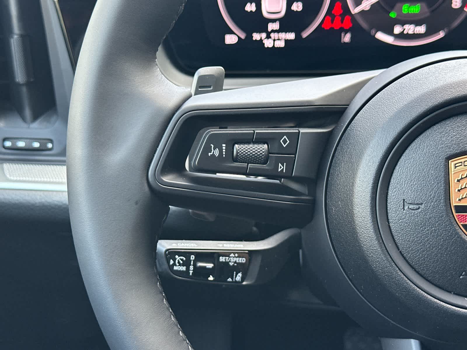 Thumbnail: 2026 Porsche Cayenne - 28