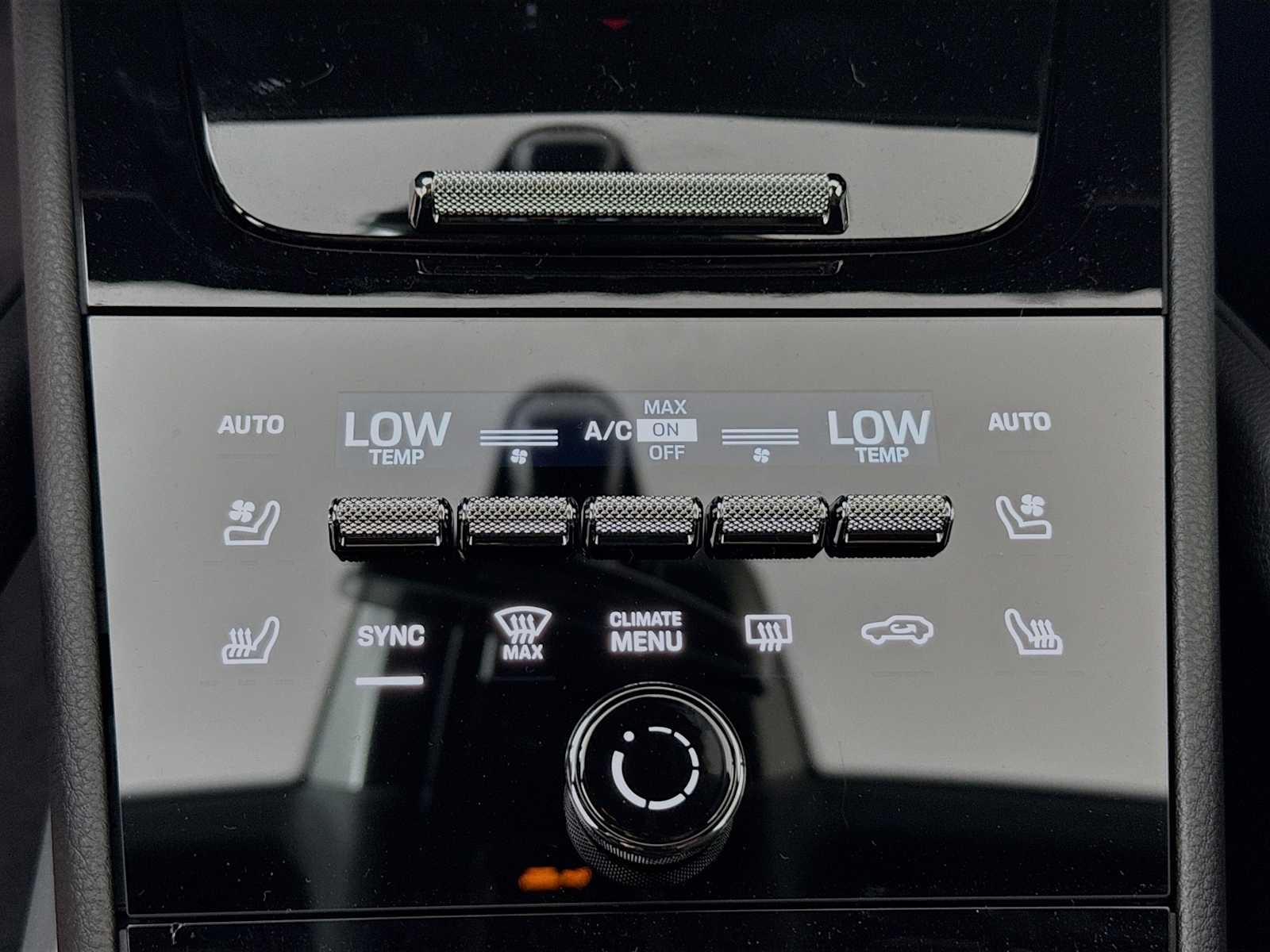 Thumbnail: 2026 Porsche Cayenne - 13