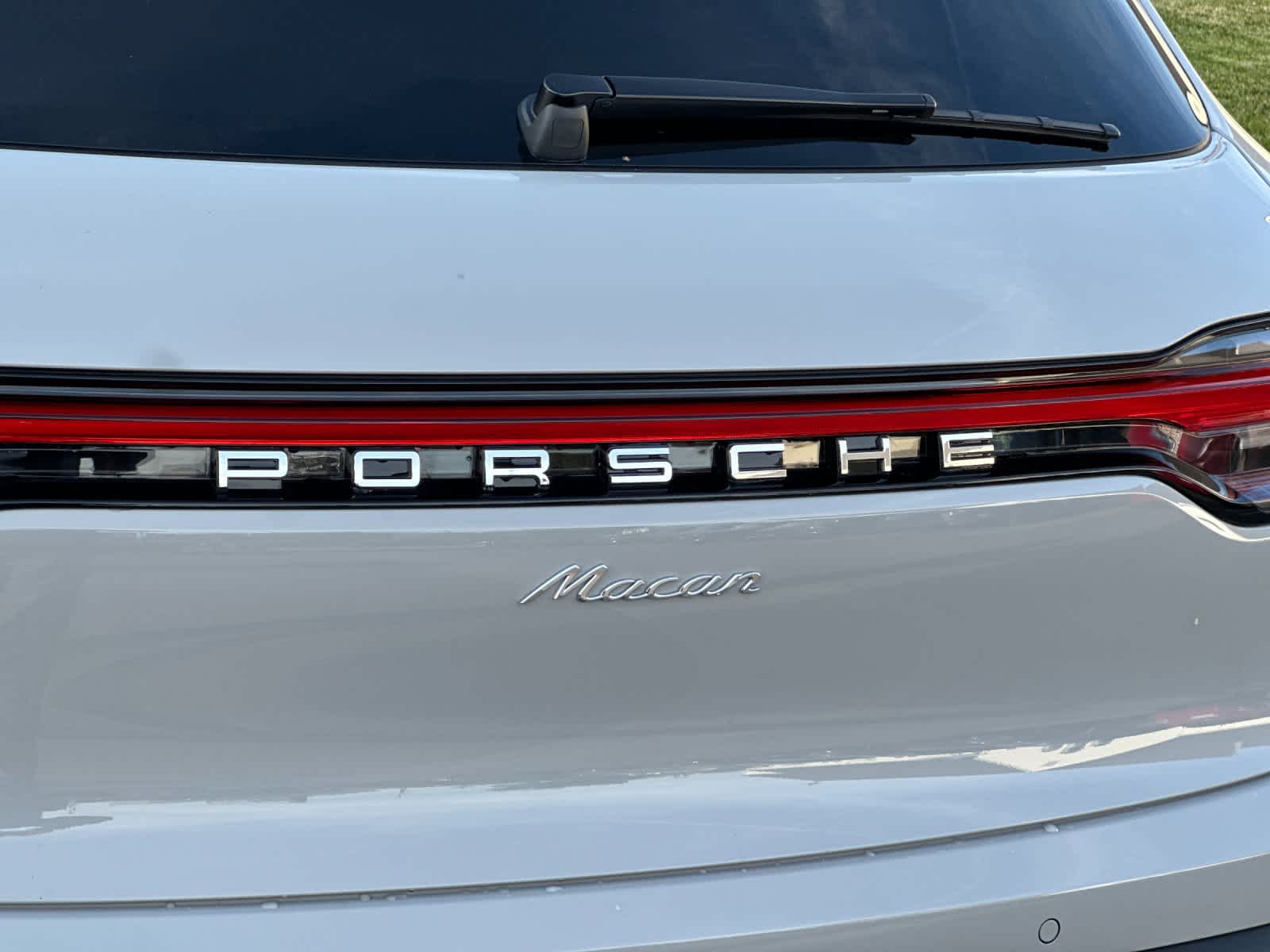 Thumbnail: 2026 Porsche Macan - 32