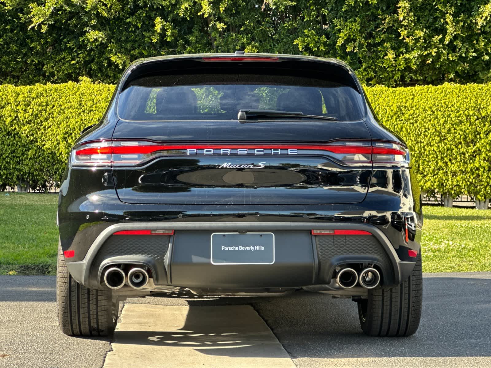 Thumbnail: 2026 Porsche Macan - 7