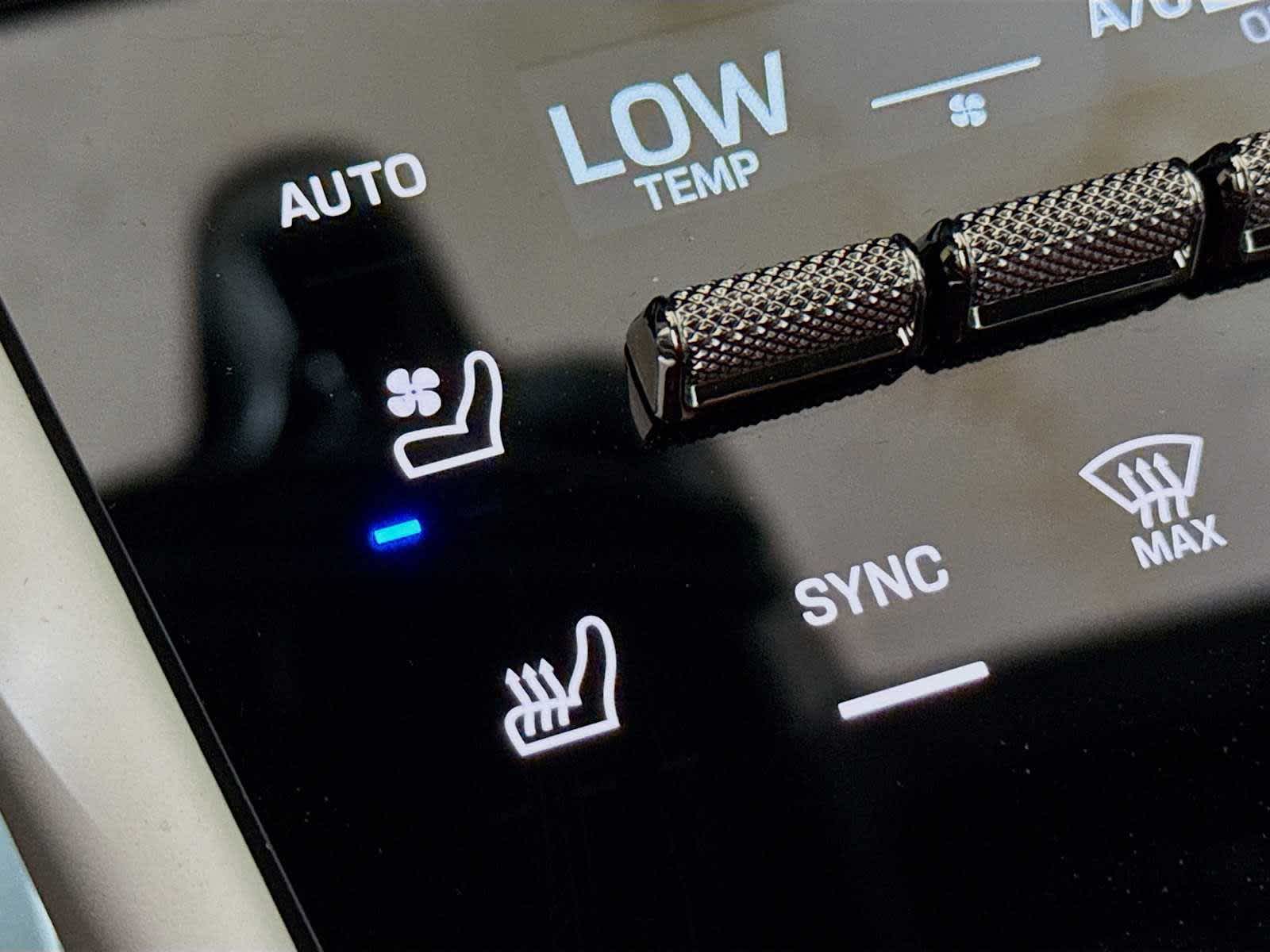 Thumbnail: 2025 Porsche Cayenne - 16