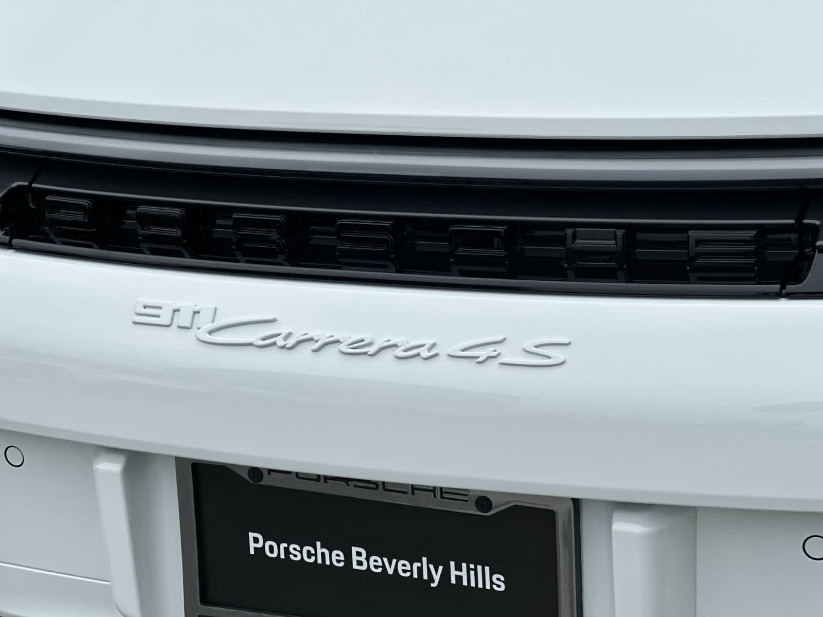 Thumbnail: 2026 Porsche 911 - 30