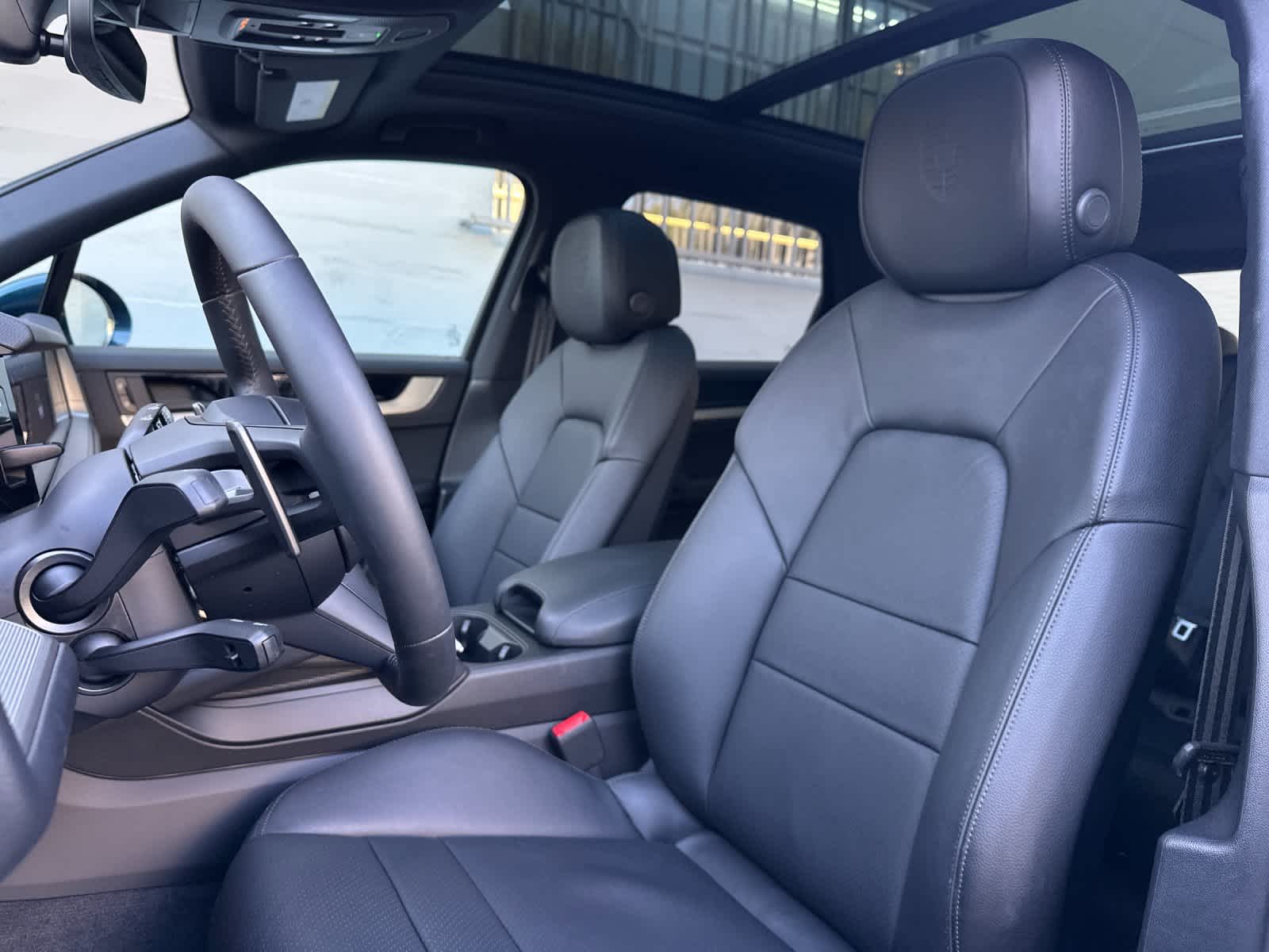 Thumbnail: 2025 Porsche Cayenne - 5