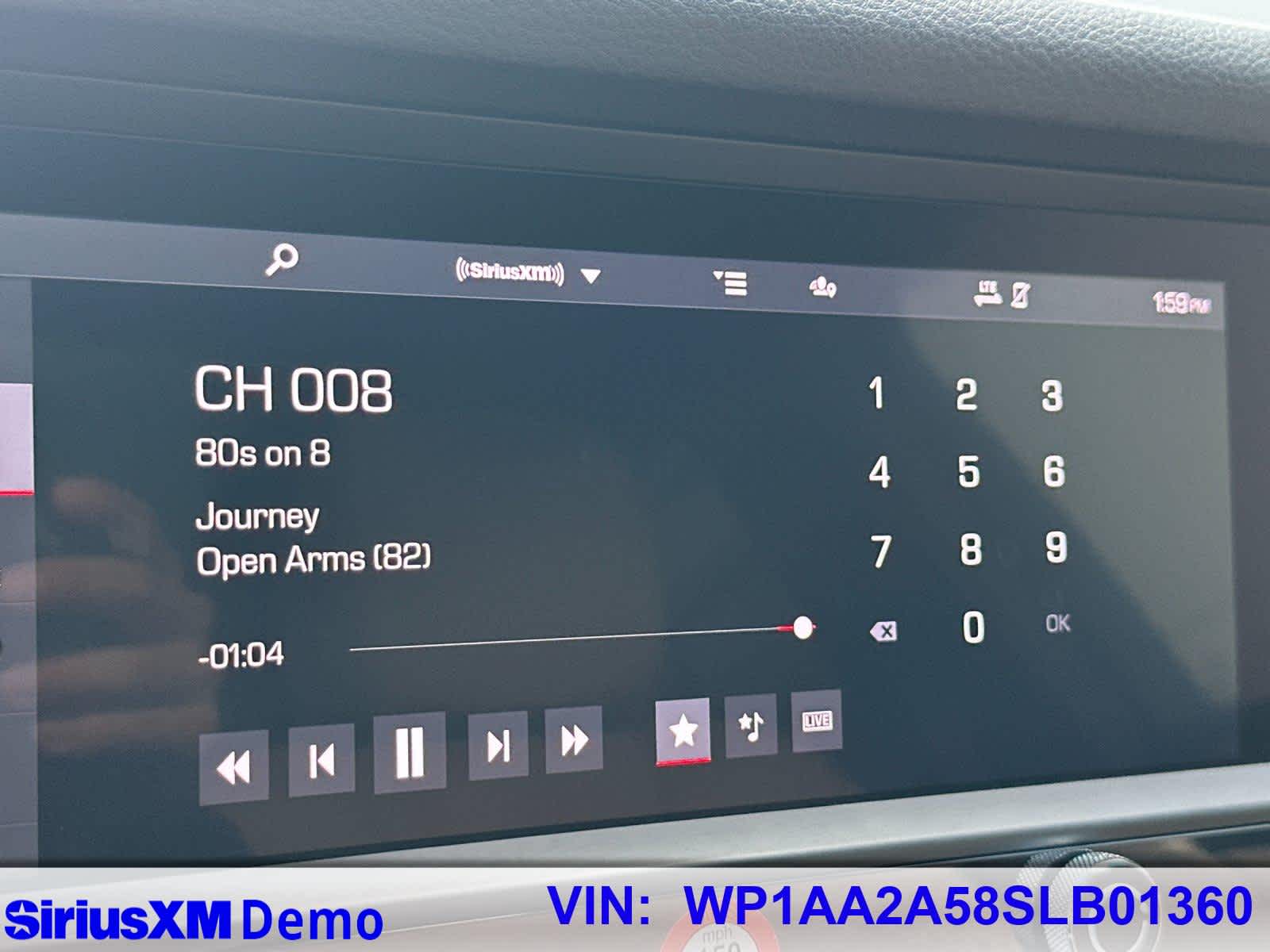 Thumbnail: 2025 Porsche Macan - 32