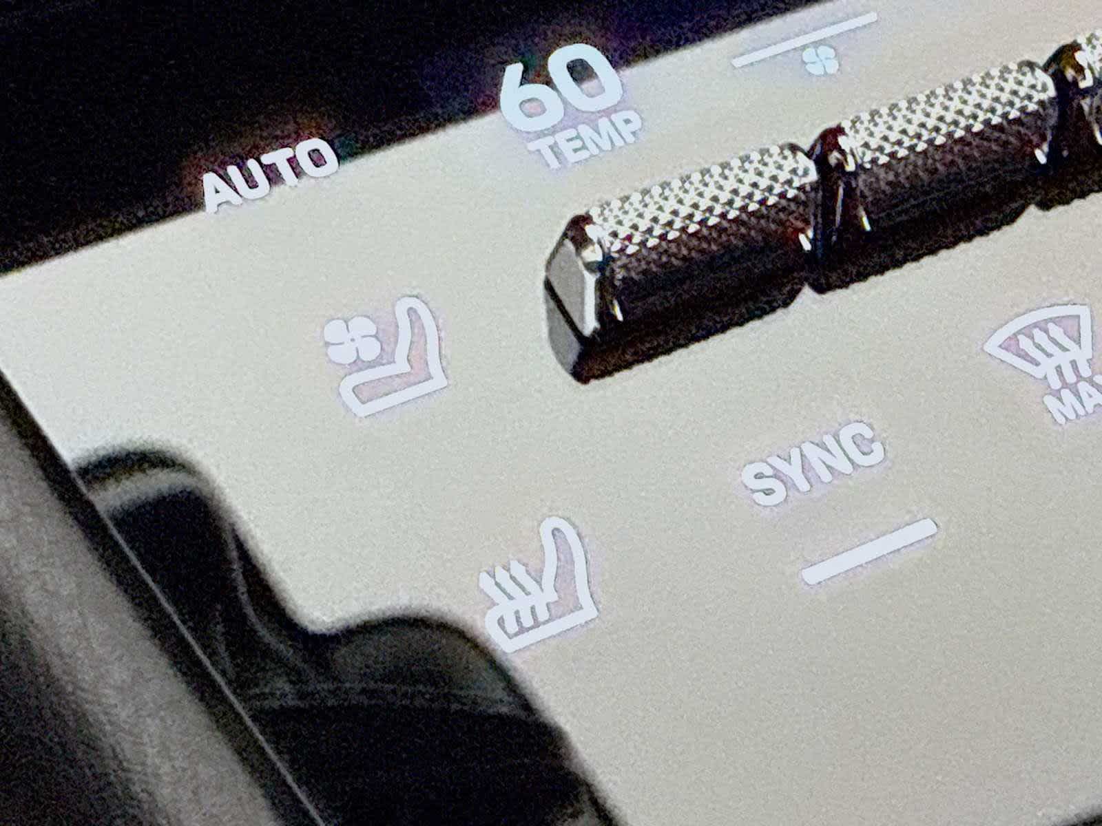 Thumbnail: 2026 Porsche Cayenne - 16