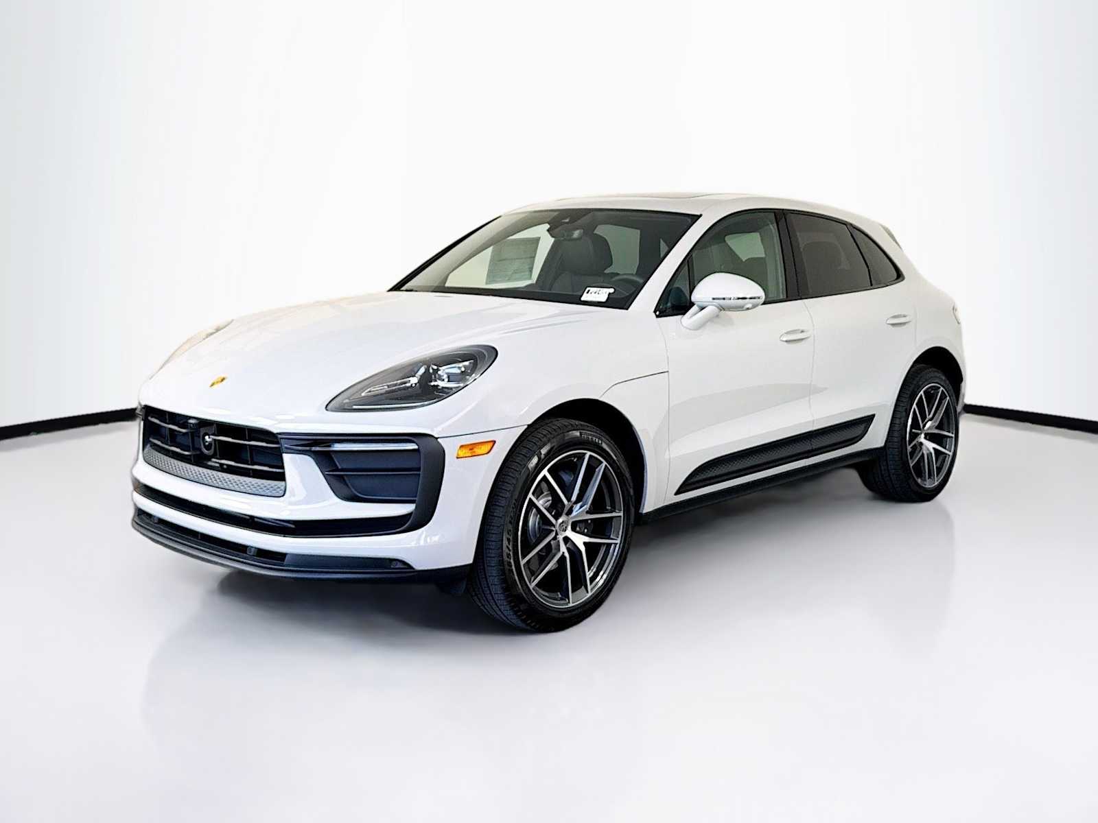 Thumbnail: 2026 Porsche Macan - 1
