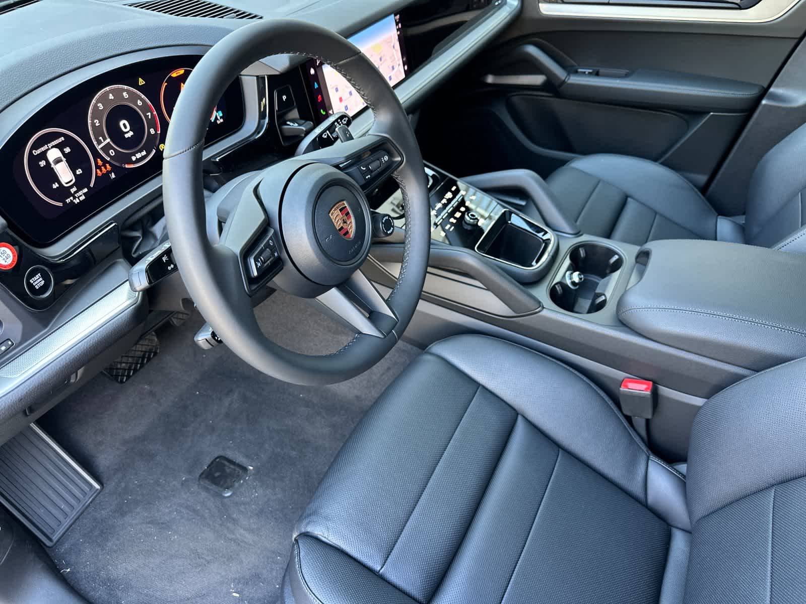 Thumbnail: 2026 Porsche Cayenne - 4