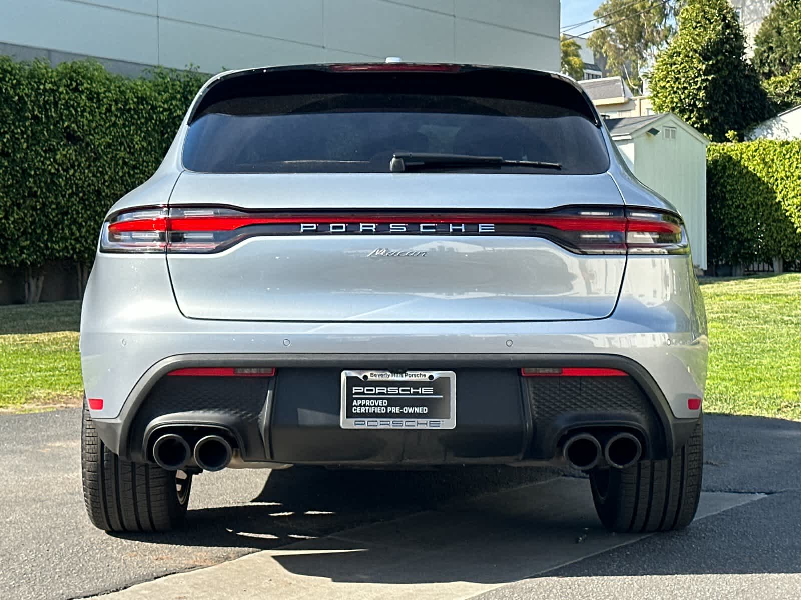Thumbnail: 2025 Porsche Macan - 7
