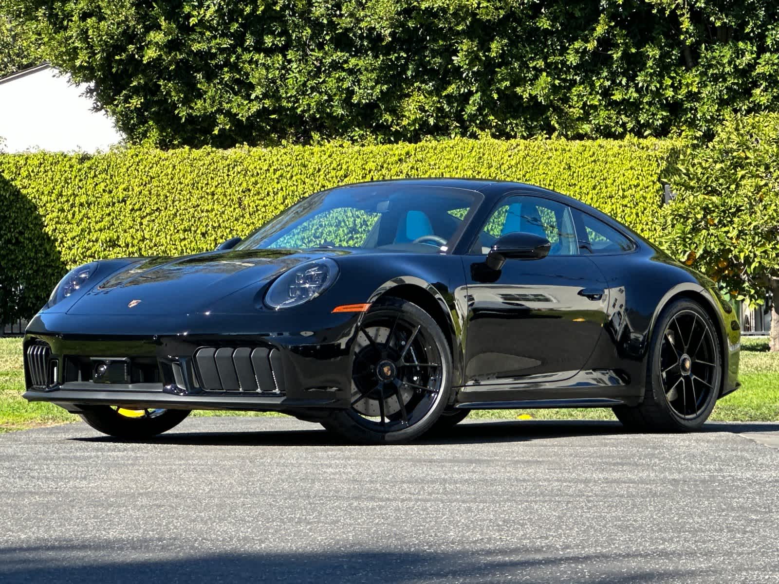 Thumbnail: 2026 Porsche 911 - 1