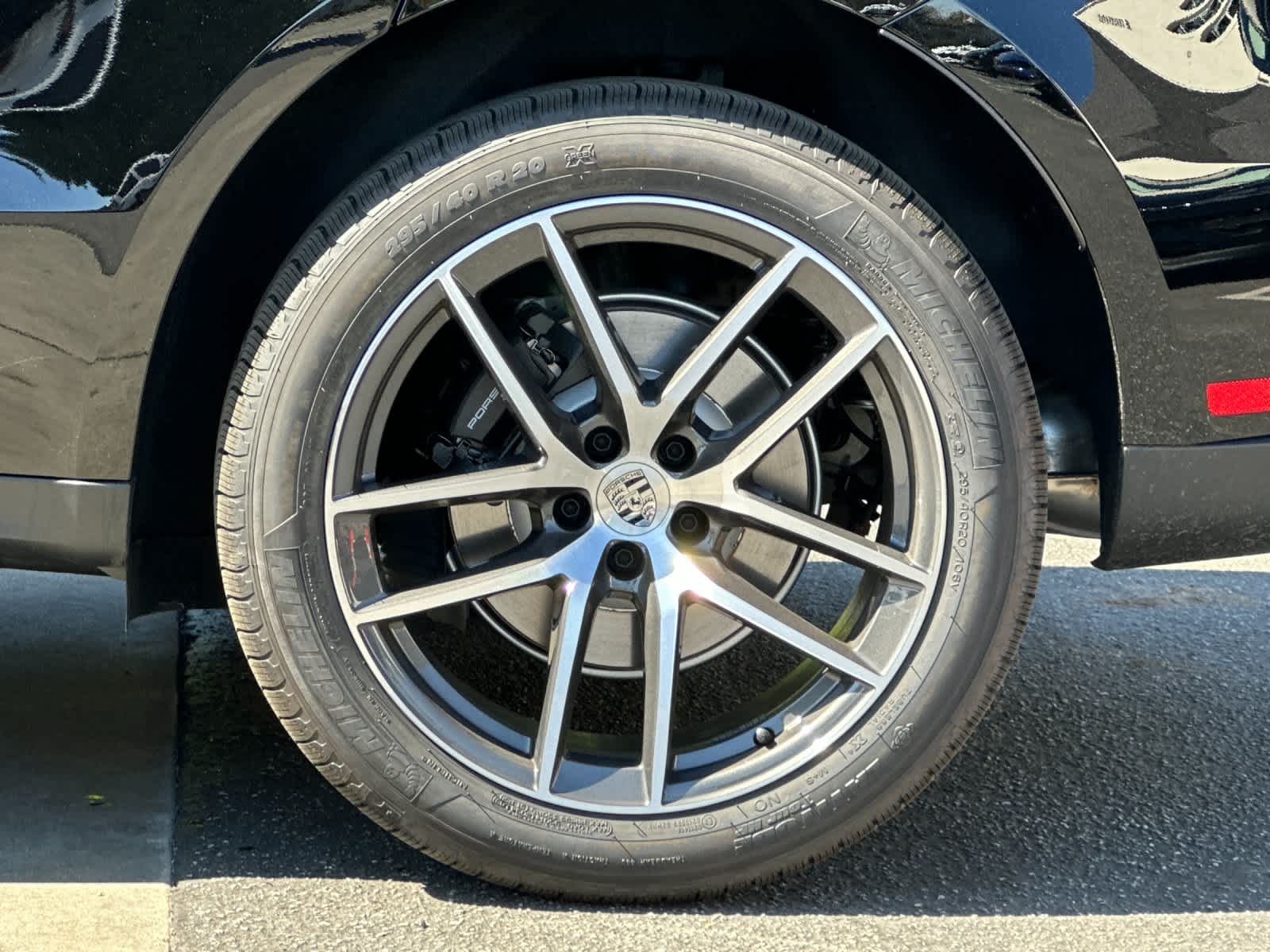 Thumbnail: 2026 Porsche Macan - 31