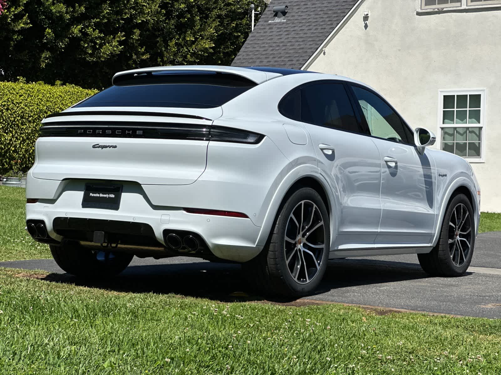 Thumbnail: 2026 Porsche Cayenne - 8