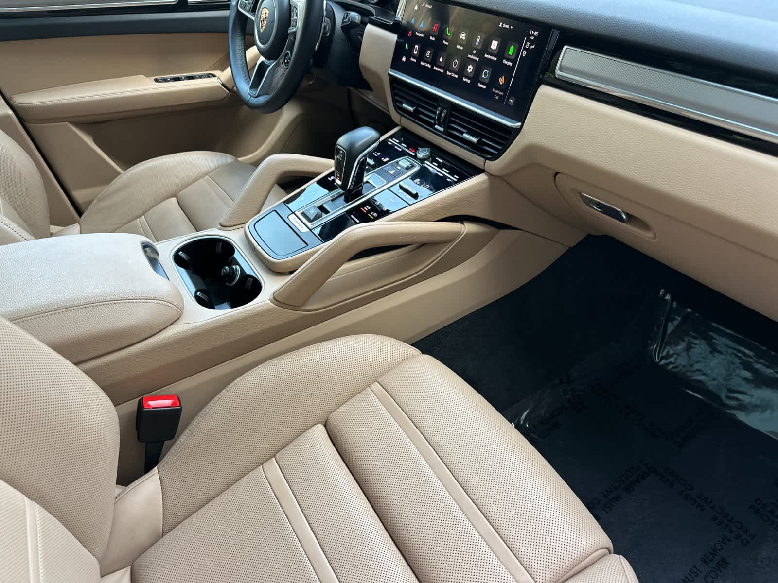 Thumbnail: 2023 Porsche Cayenne - 17