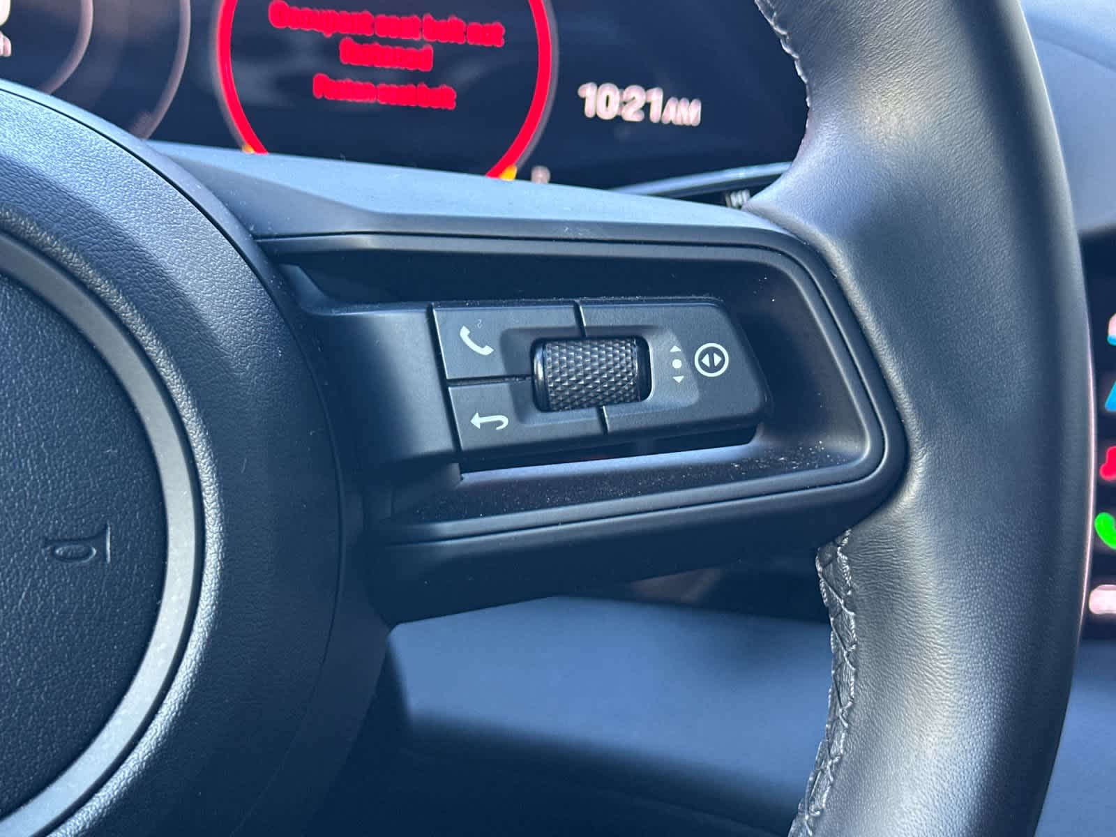 Thumbnail: 2022 Porsche Taycan - 27