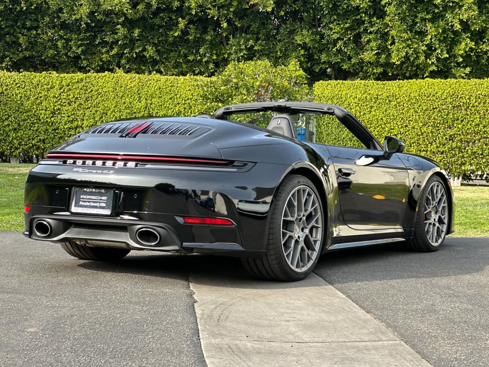 Thumbnail: 2026 Porsche 911 - 7