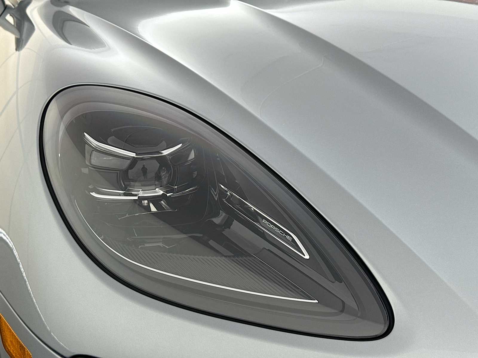 Thumbnail: 2026 Porsche Macan - 28