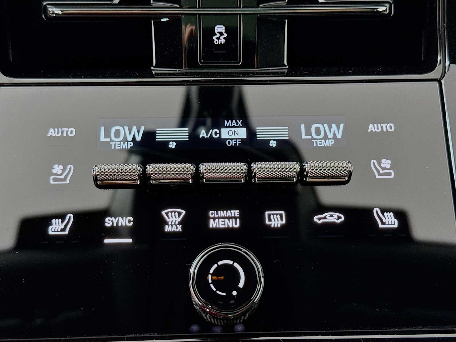 Thumbnail: 2025 Porsche Panamera - 13