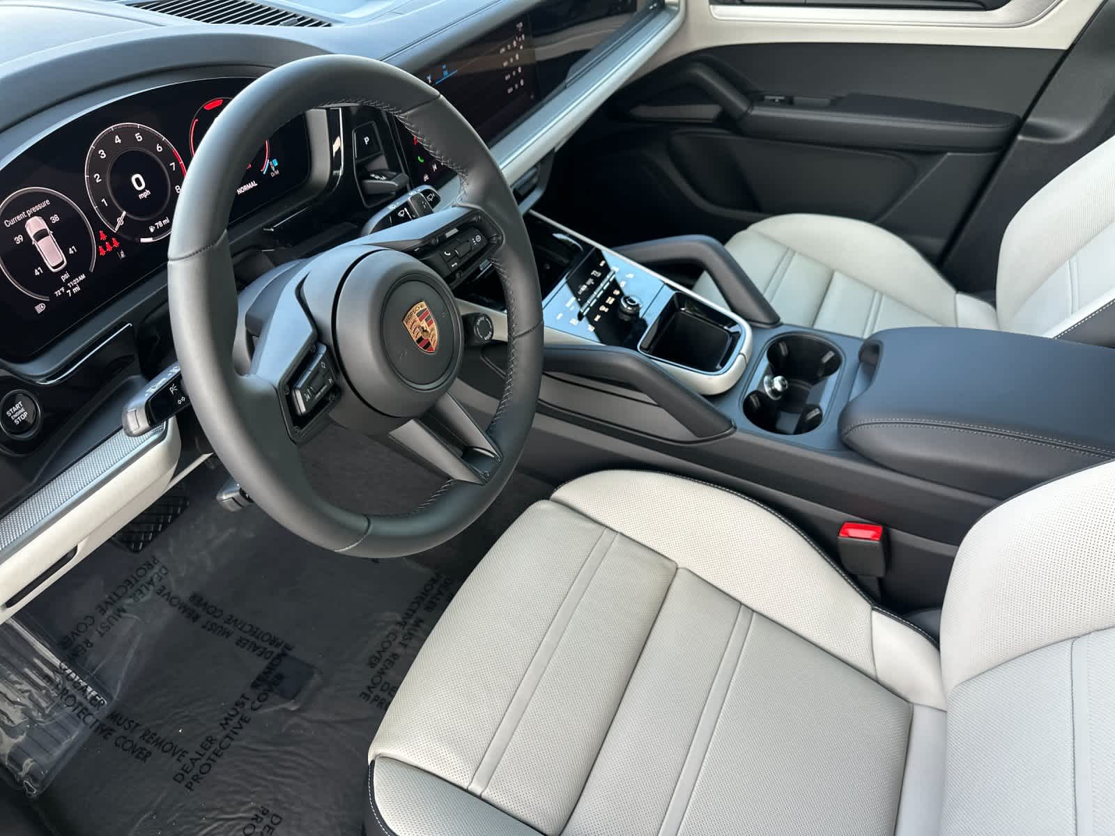 Thumbnail: 2026 Porsche Cayenne - 4