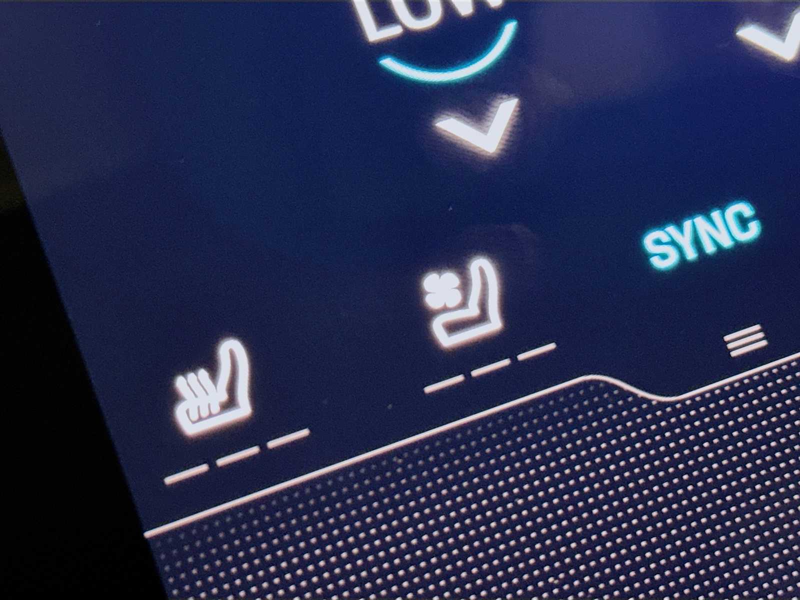 Thumbnail: 2025 Porsche Taycan - 16