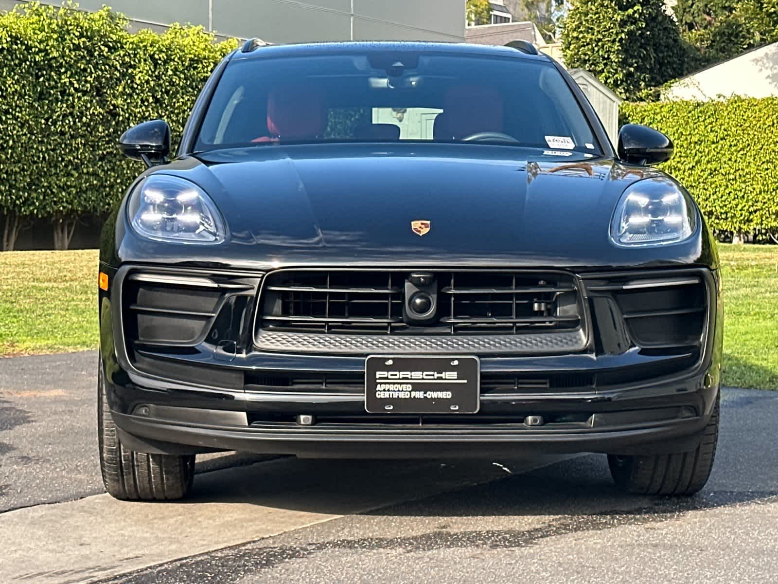 Thumbnail: 2025 Porsche Macan - 11