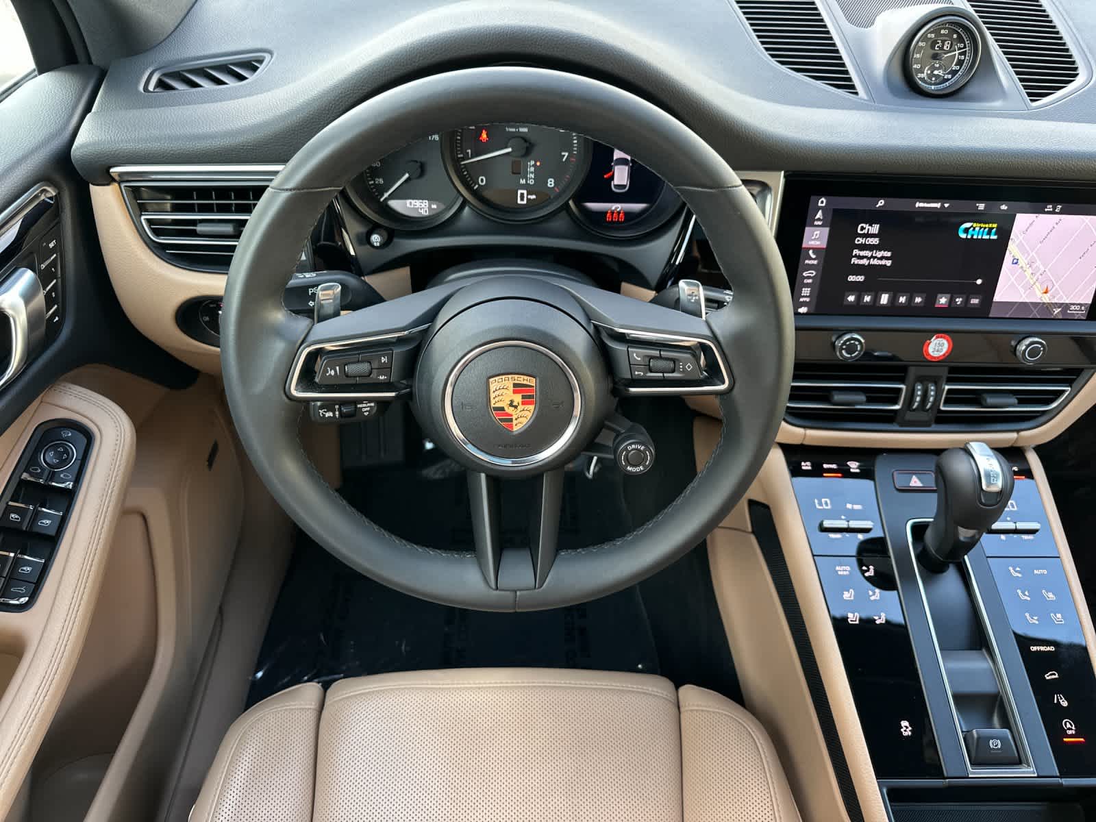 Thumbnail: 2025 Porsche Macan - 15