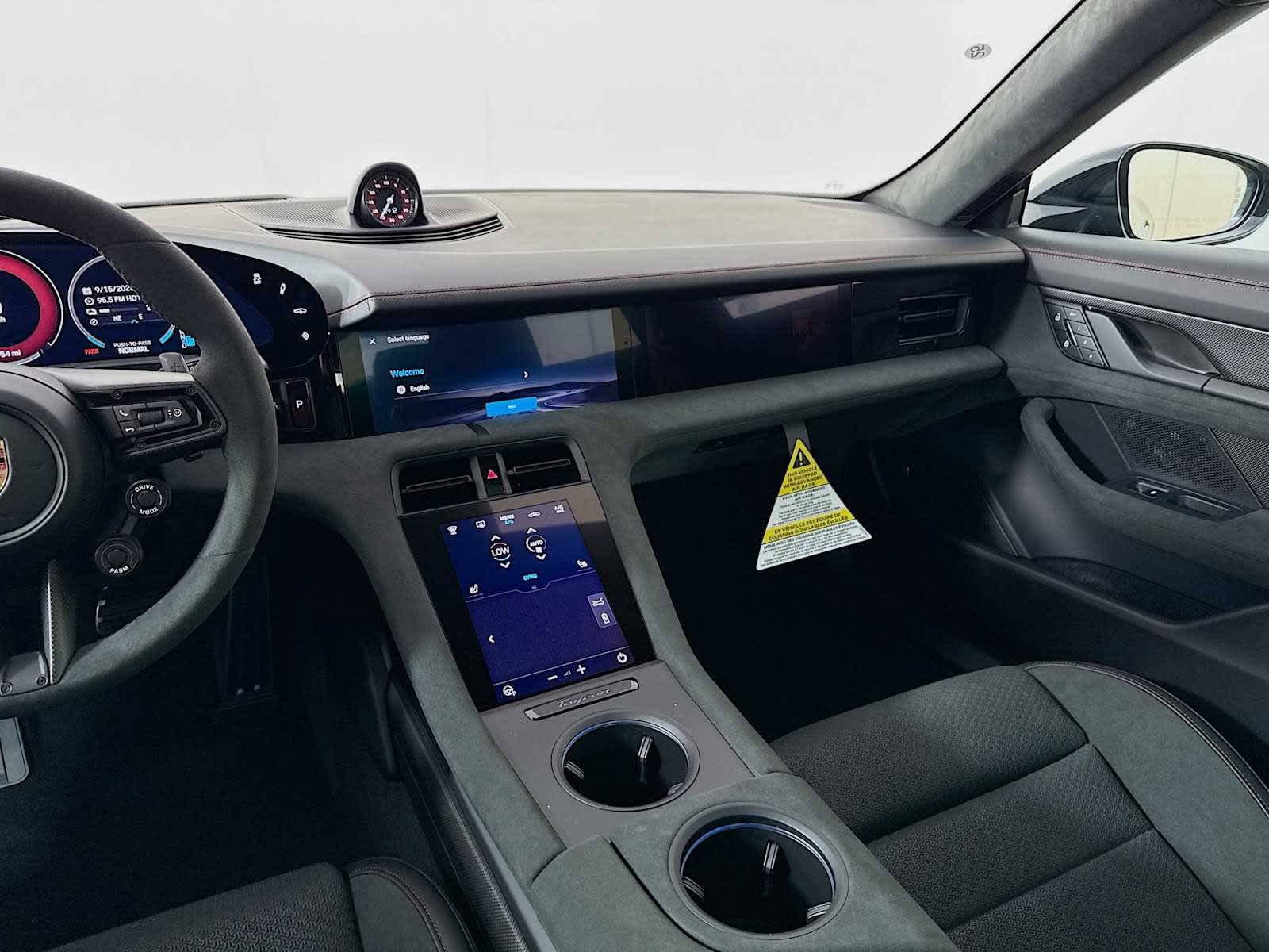 Thumbnail: 2026 Porsche Taycan - 19