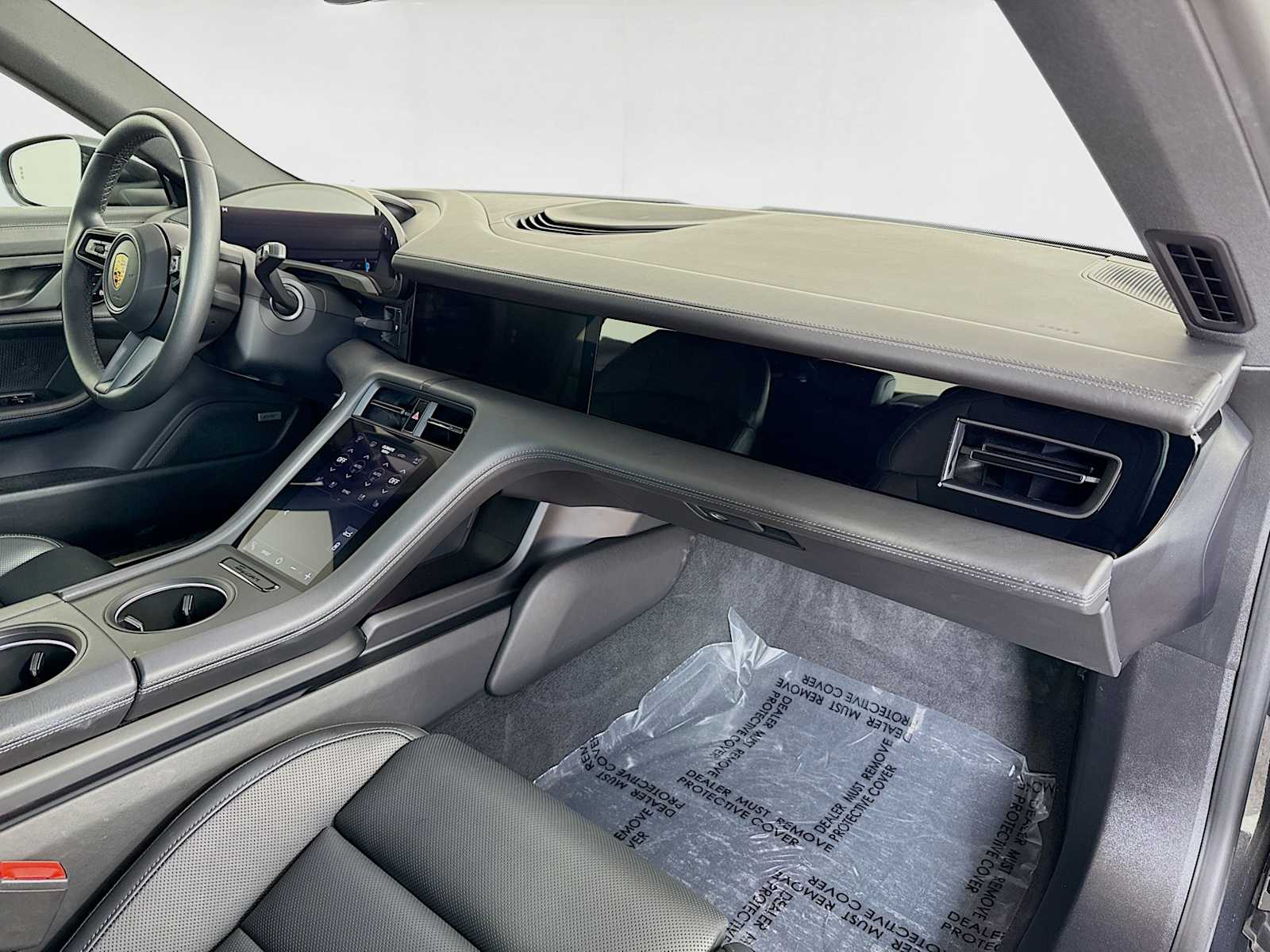 Thumbnail: 2020 Porsche Taycan - 22