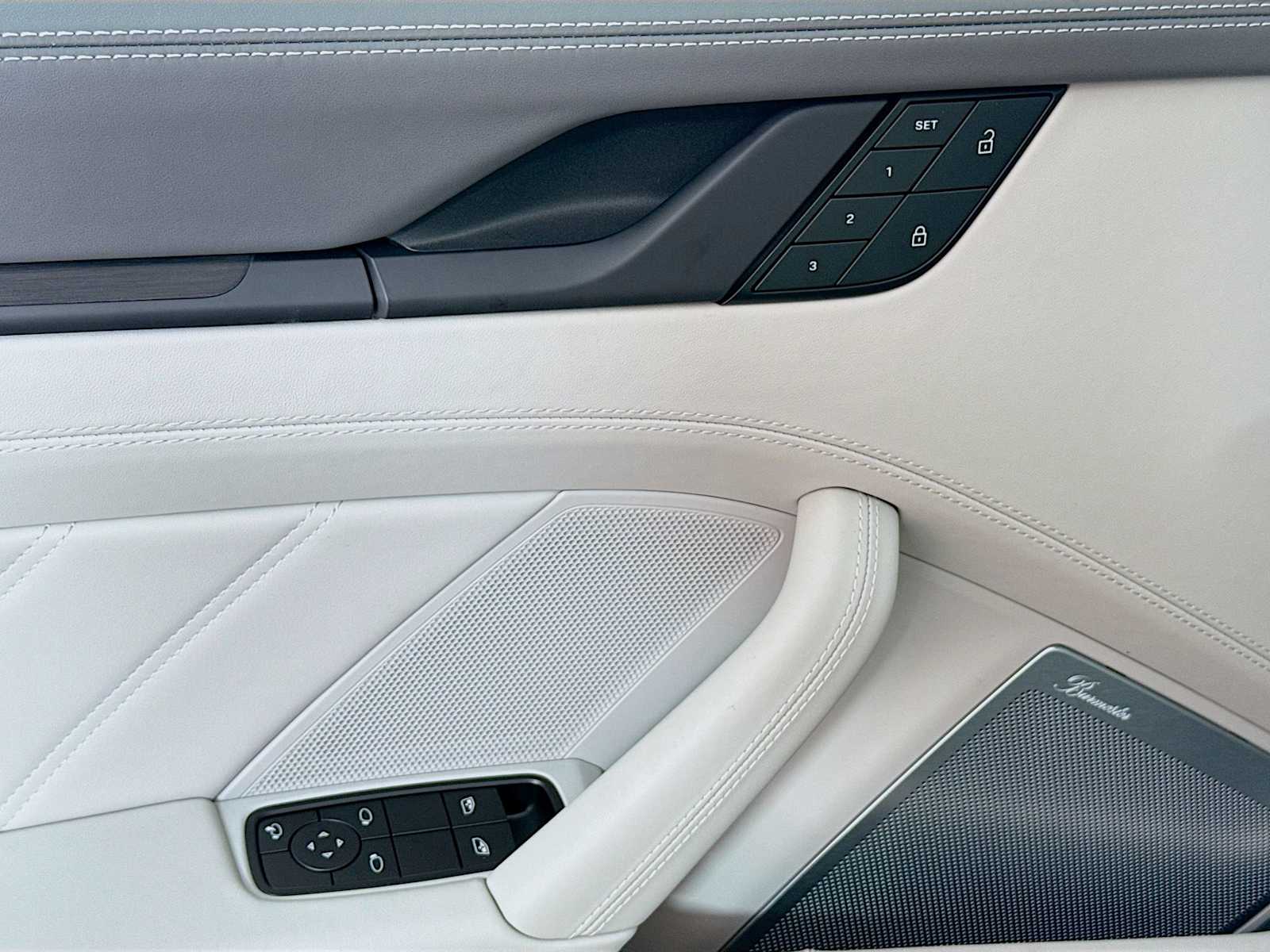 Thumbnail: 2026 Porsche 911 - 14