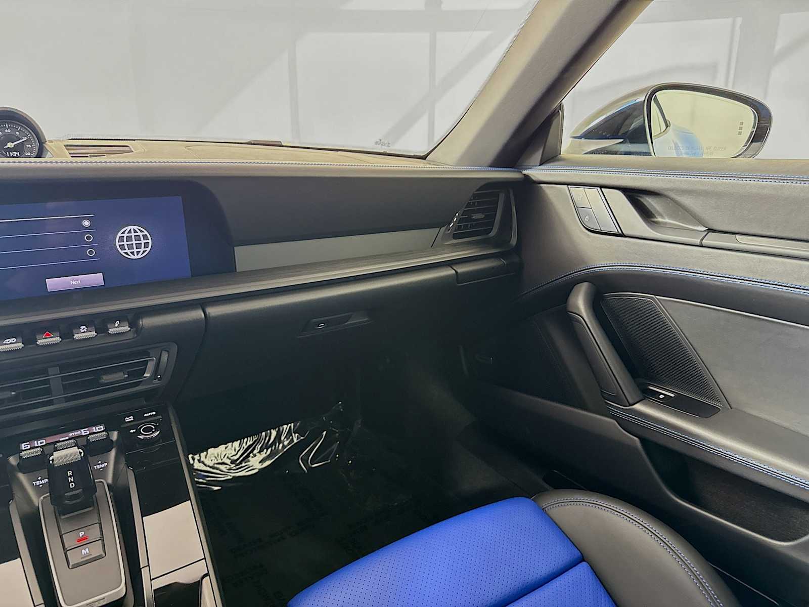 Thumbnail: 2023 Porsche 911 - 20