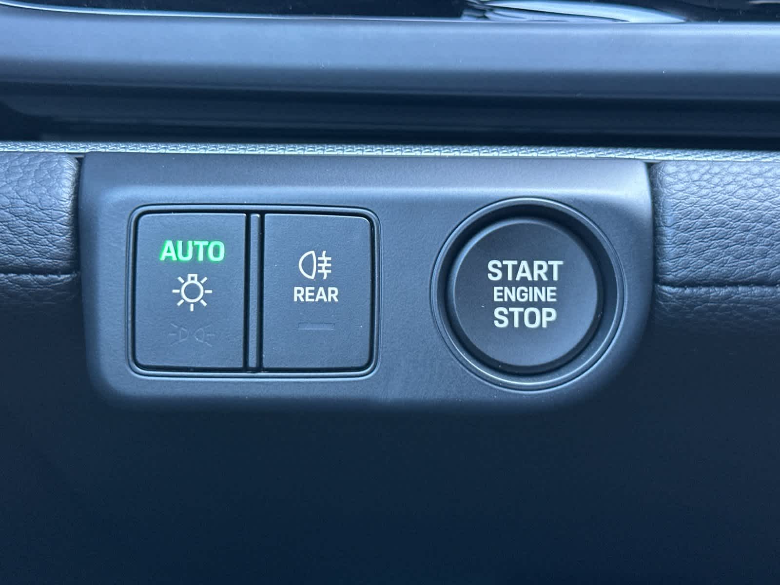 Thumbnail: 2026 Porsche Panamera - 31