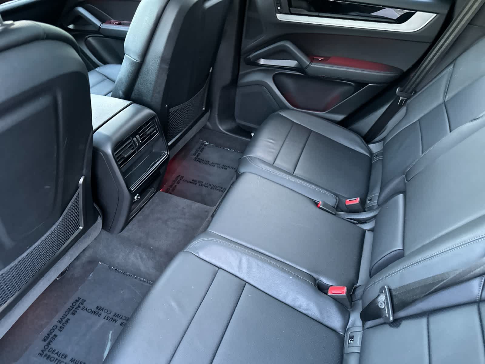 Thumbnail: 2025 Porsche Cayenne - 13