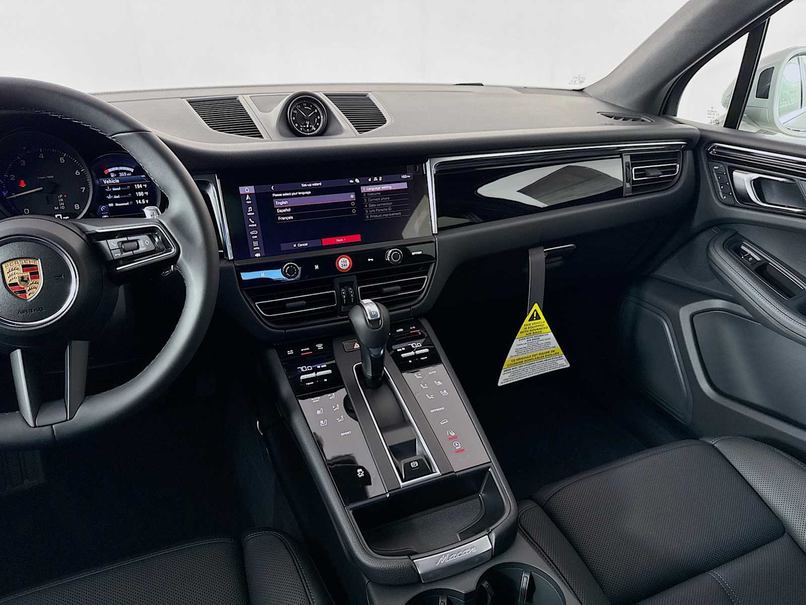 Thumbnail: 2026 Porsche Macan - 19