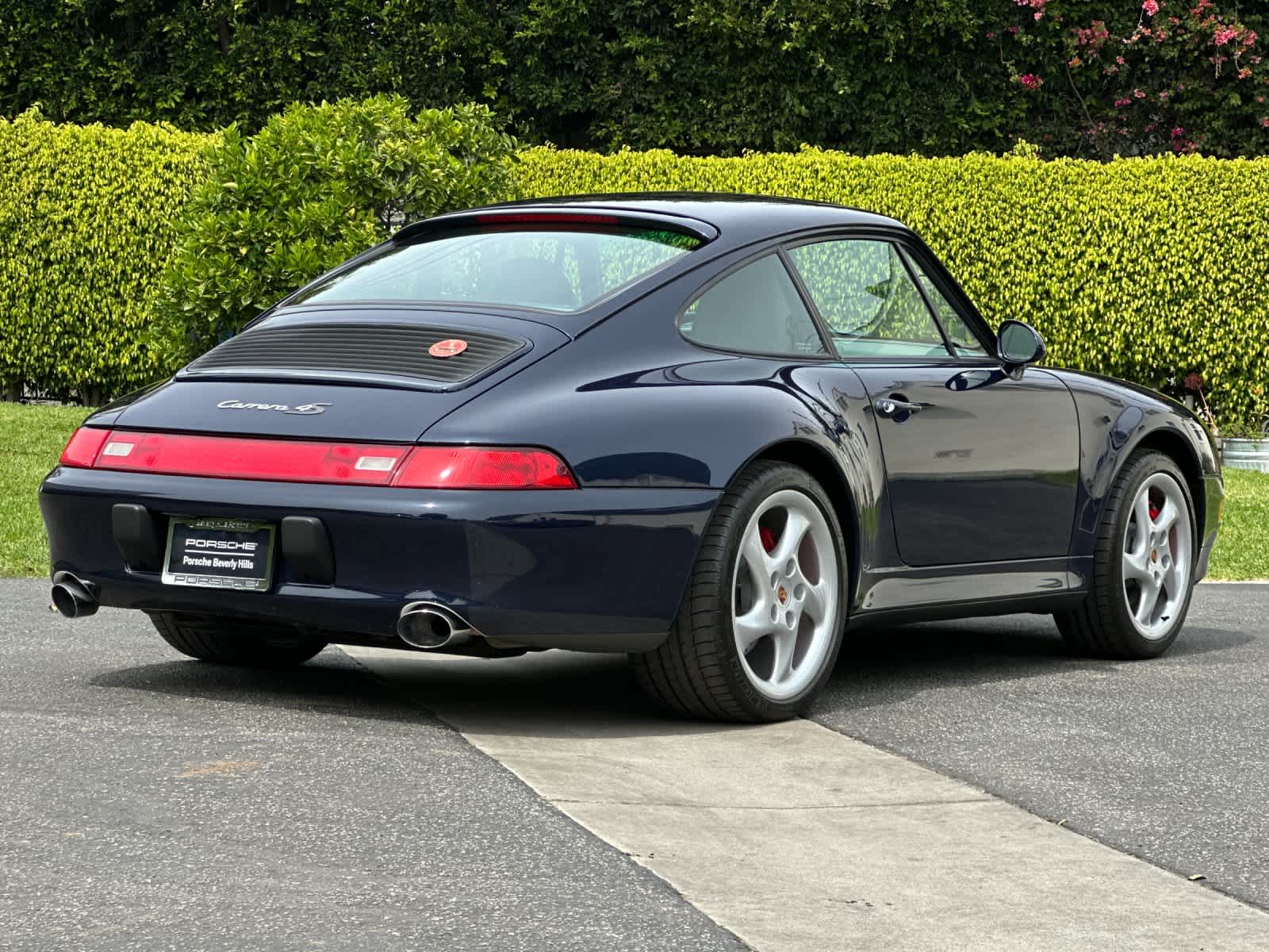 Thumbnail: 1998 Porsche 911 - 7