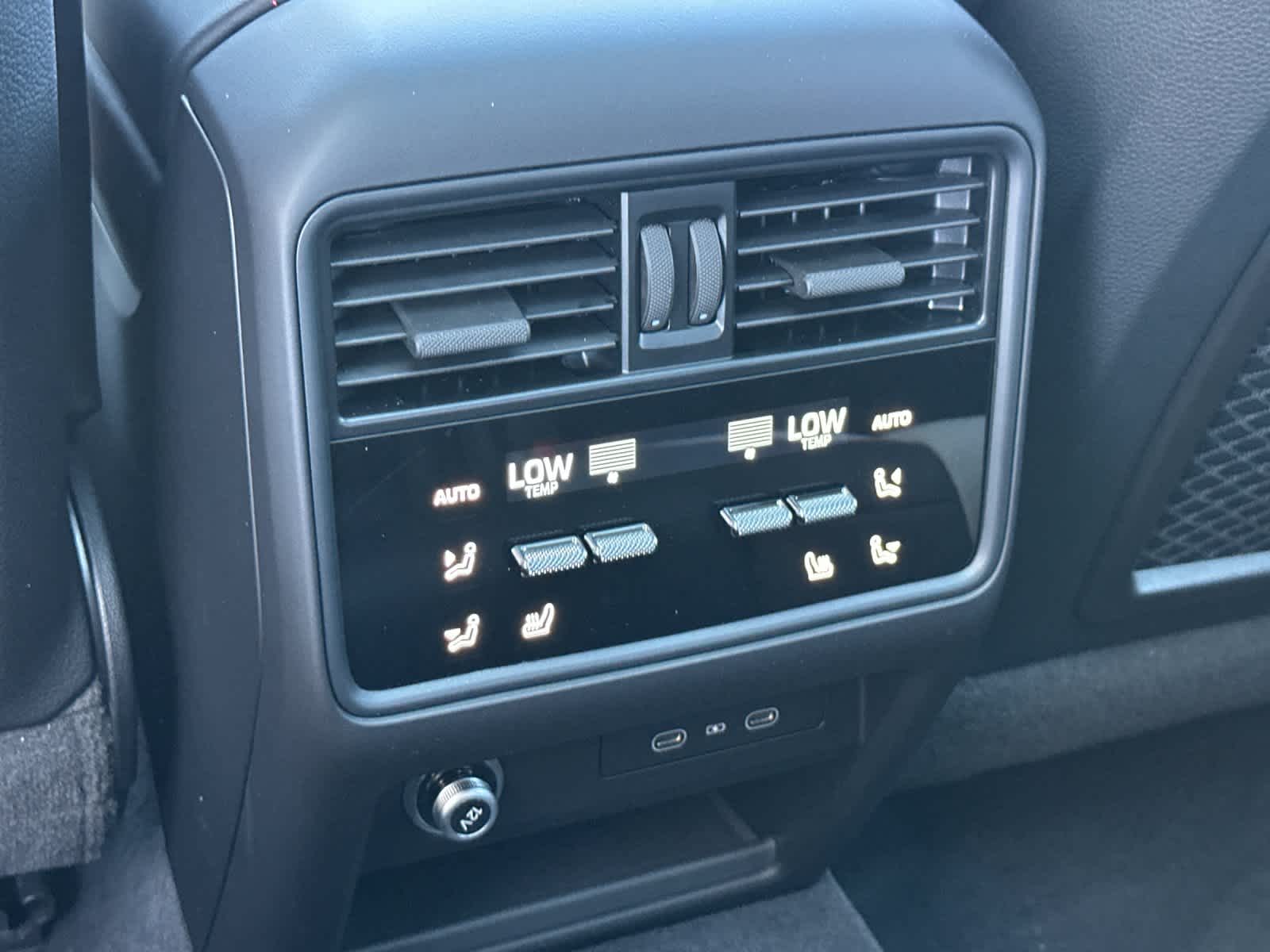 Thumbnail: 2026 Porsche Cayenne - 14